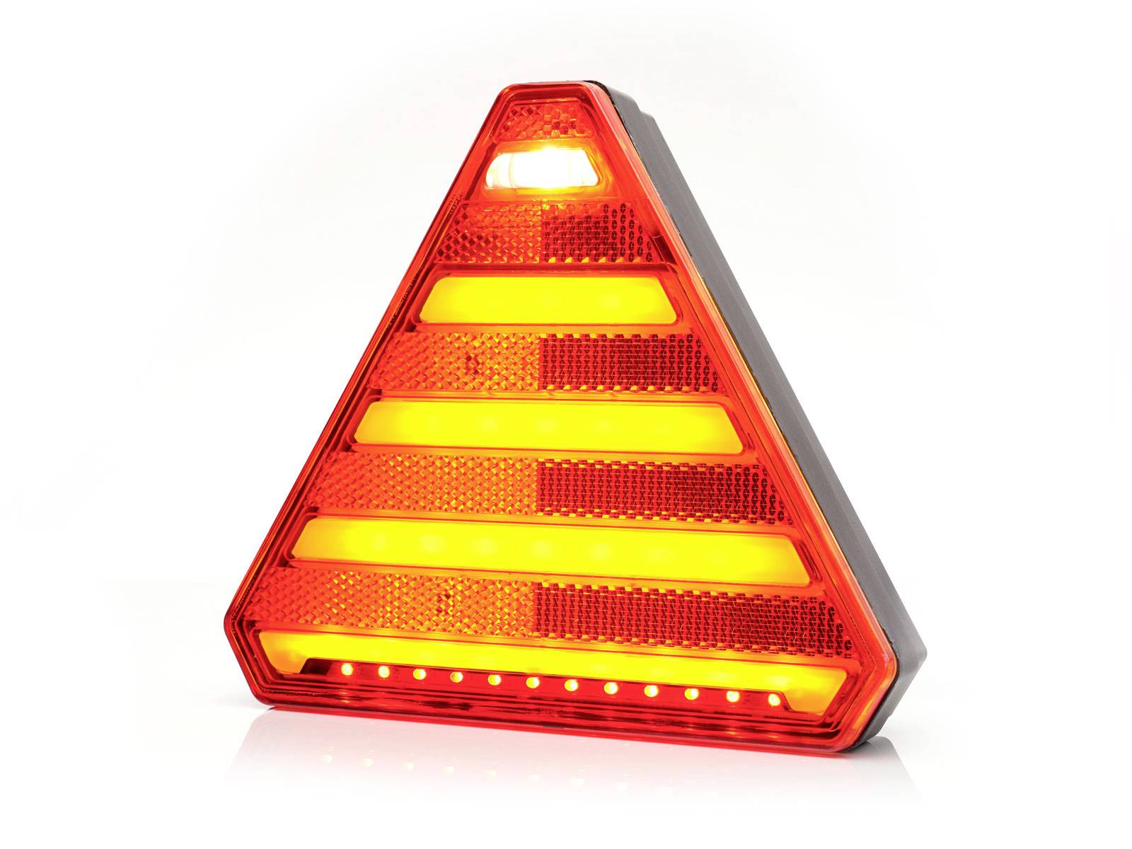 Rotes und gelbes reflektierendes Warndreieck mit LED-Lichtern, verwendet zur Kennzeichnung von Fahrzeugen in Notfällen oder bei Pannen.