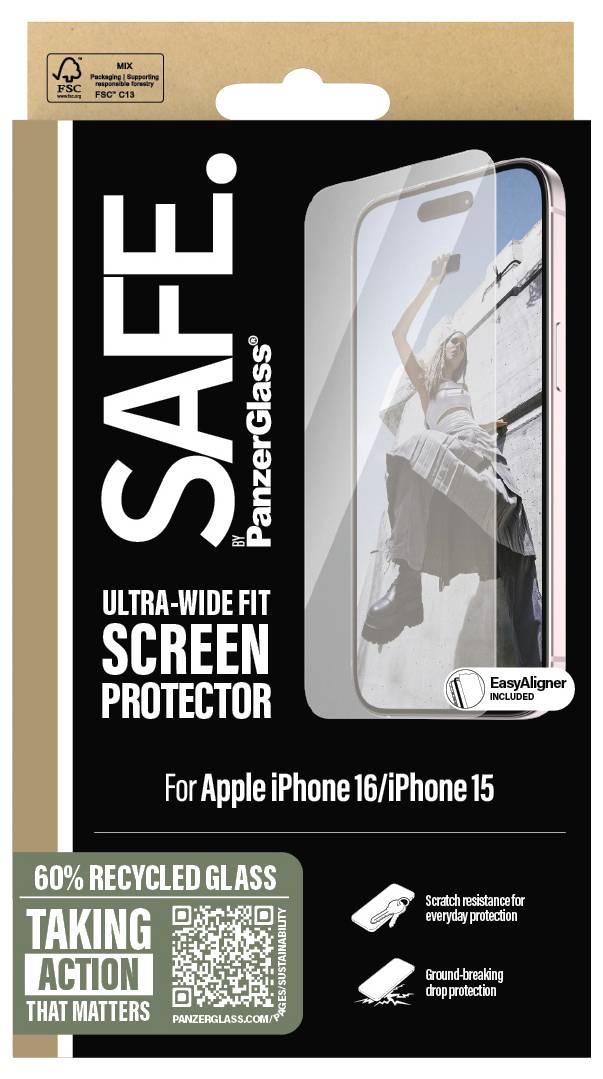 'SAFE. PanzerGlass ULTRA-WIDE FIT SCREEN PROTECTOR' für Apple iPhone 16/15. Enthält 60% recyceltes Glas. Bild zeigt Frau auf Handybildschirm.
