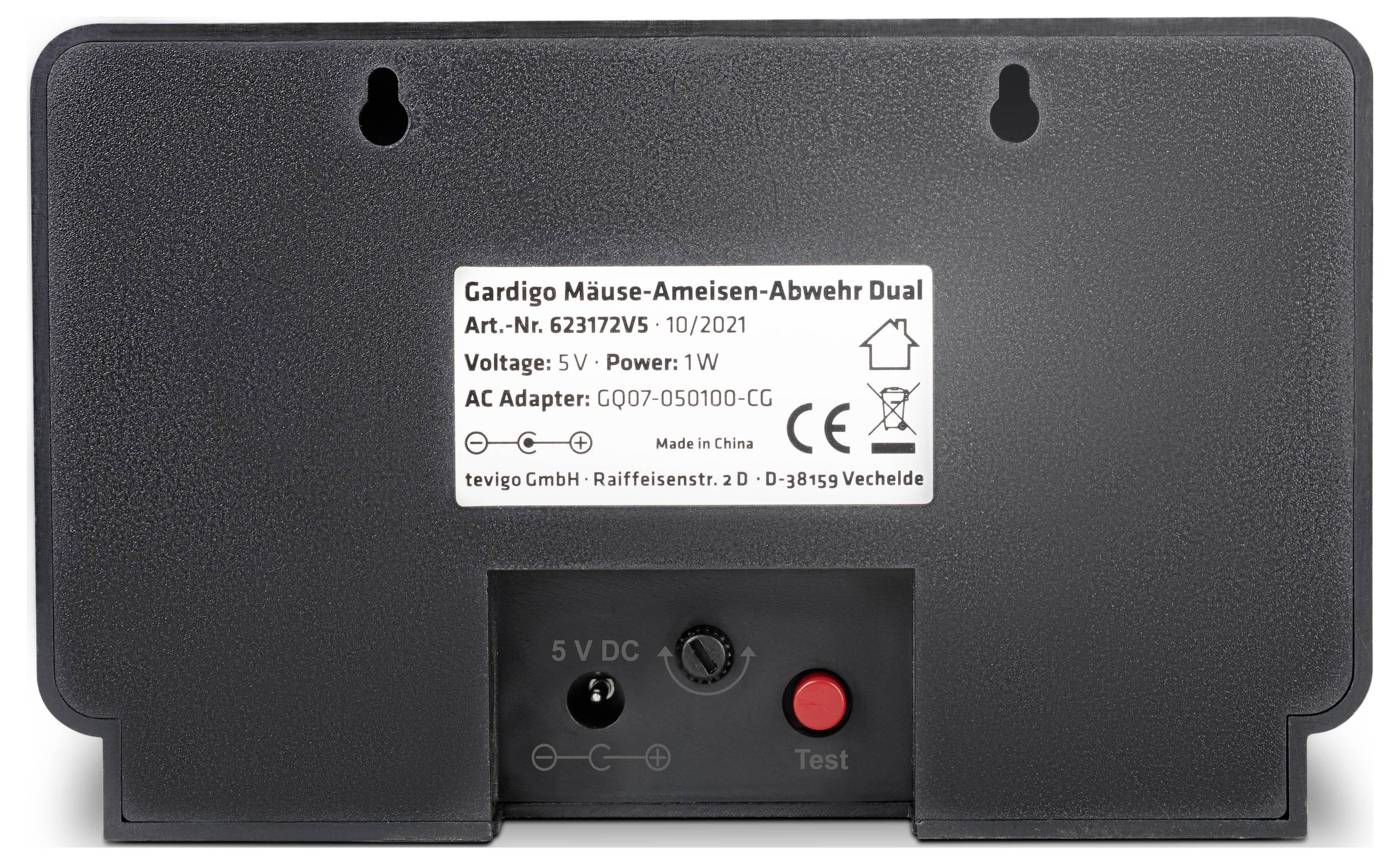 Rückseite eines elektronischen Geräts mit Etikett. Text: 'Gardigo Mäuse-Ameisen-Abwehr Dual'. Zeigt Modellnummer, Spannung und Herstellerangaben.