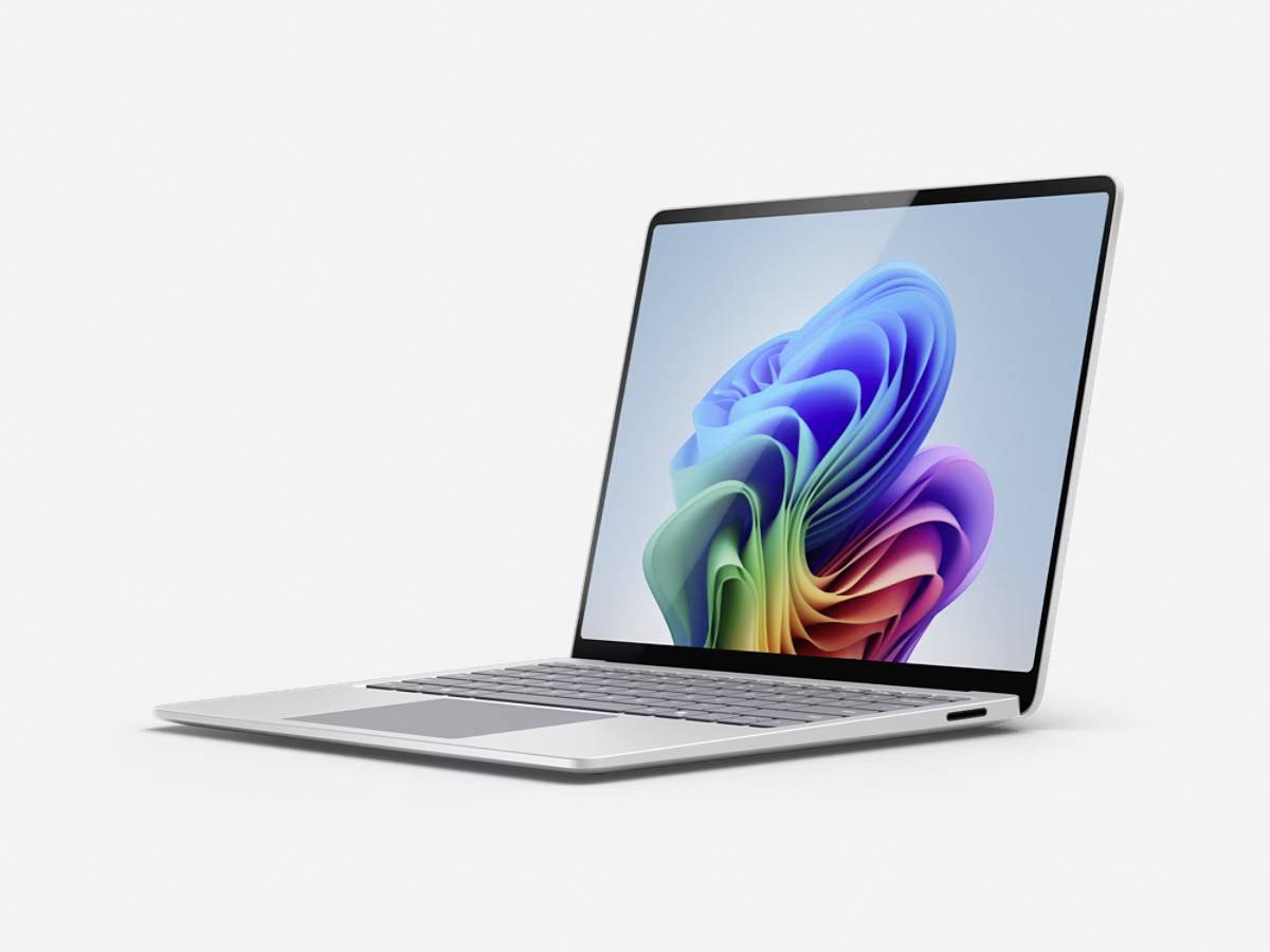 Microsoft Notebook Surface Laptop - 13" Notebook - Core Ultra 7 33cm 35.1cm (13.8 Zoll) Intel® Core™ Ultra 7 32GB RAM