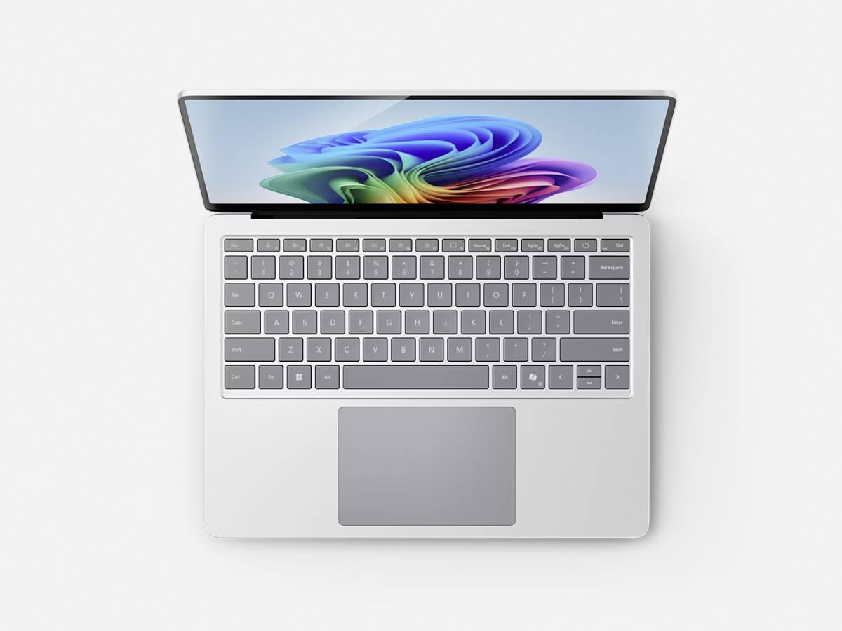 Microsoft Notebook Surface Laptop - 13" Notebook - Core Ultra 7 33cm 35.1cm (13.8 Zoll) Intel® Core™ Ultra 7 32GB RAM