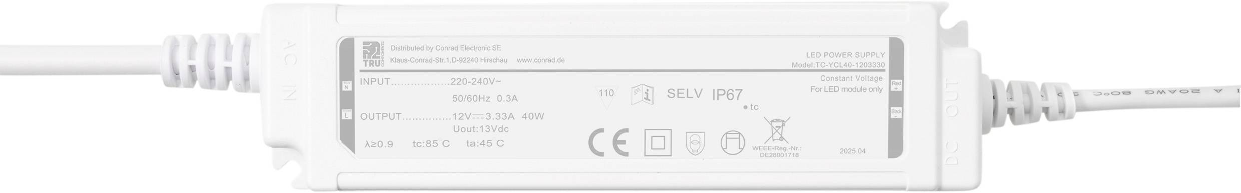 Ein weißer LED-Treiber mit einer Beschriftung, die technische Spezifikationen zeigt, einschließlich Eingangs- und Ausgangsspannung, Leistungsdaten und verschiedenen Zertifizierungszeichen.