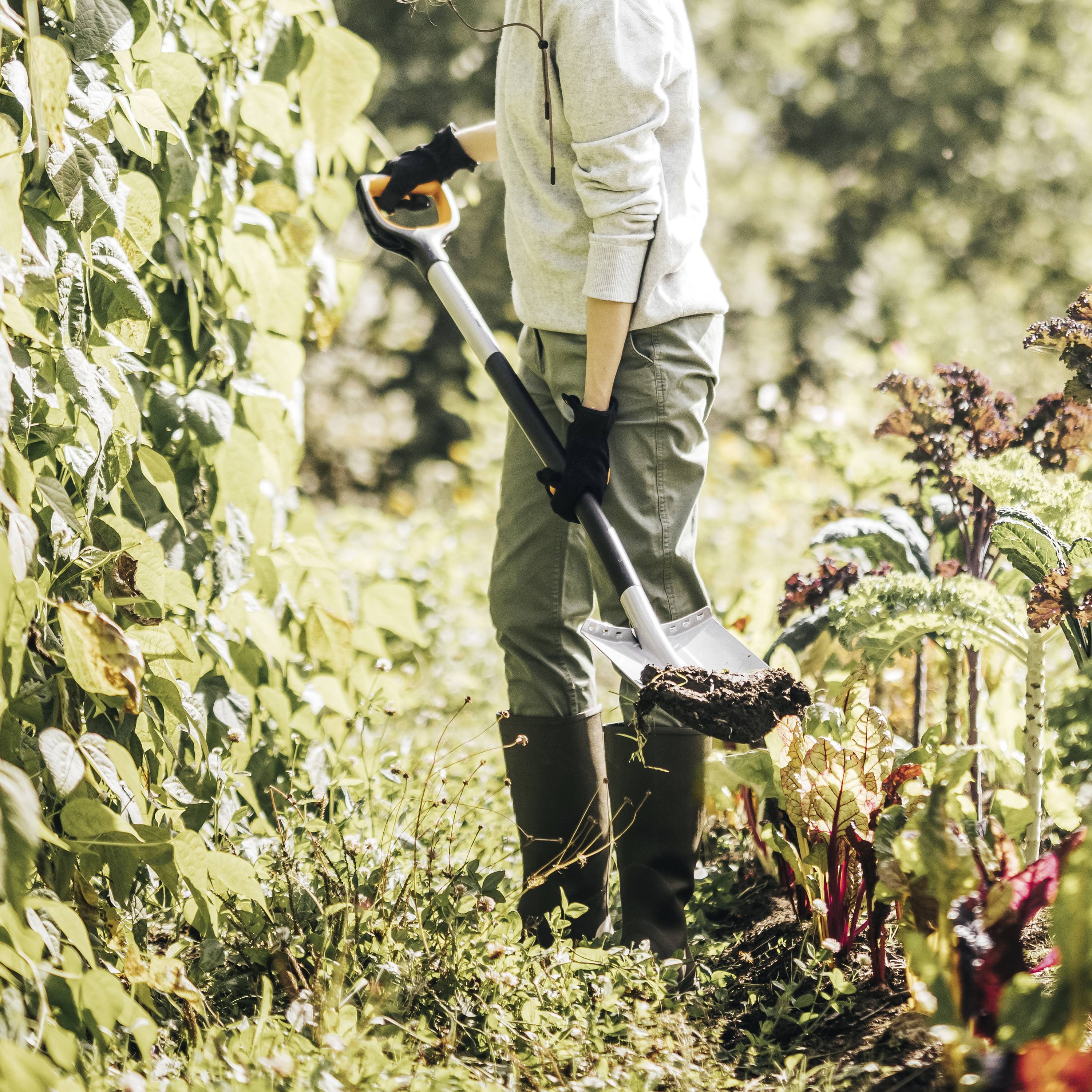 Fiskars 1066730 Spaten Arbeitsbreite 192mm D-Griff