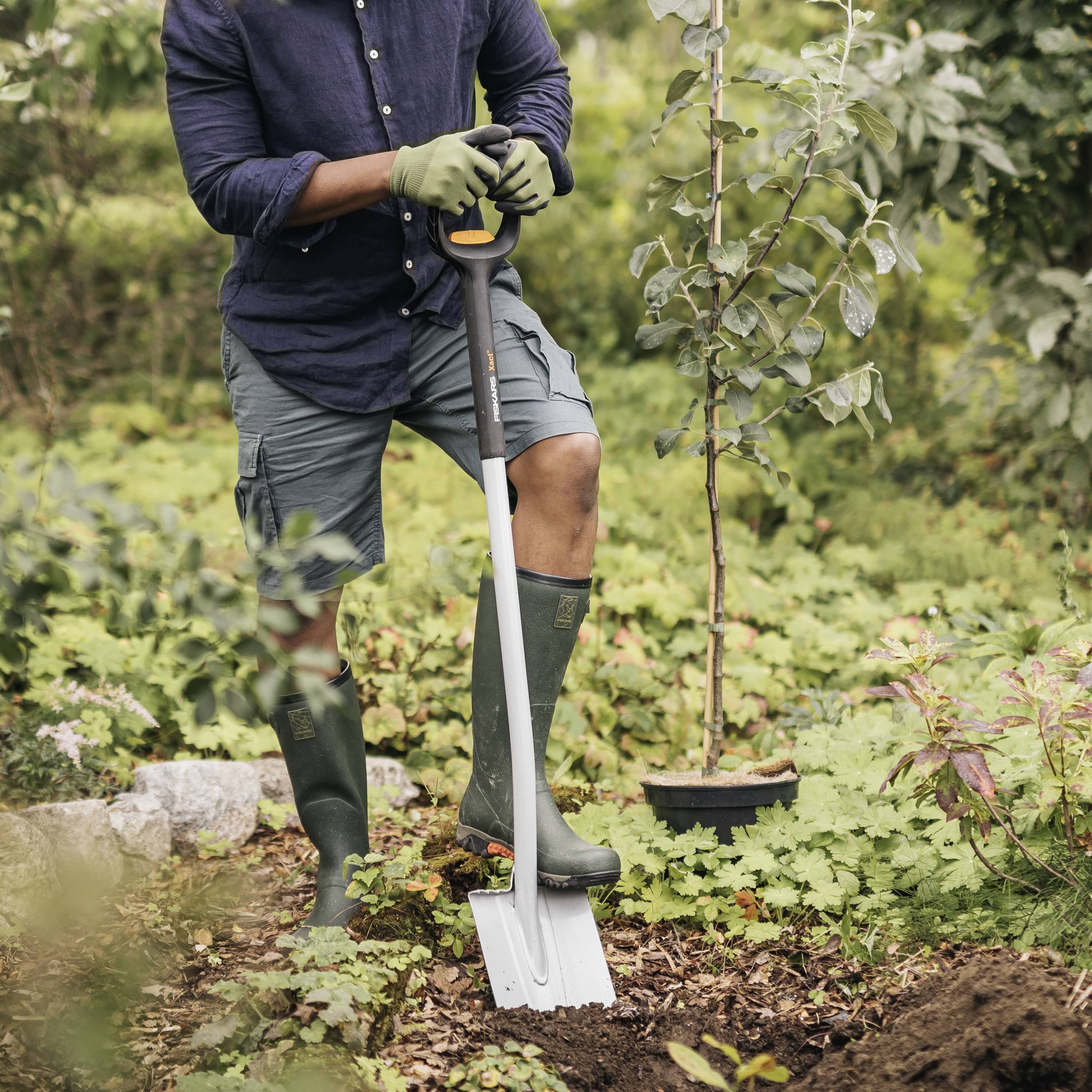 Fiskars 1066732 Spaten Arbeitsbreite 192mm D-Griff