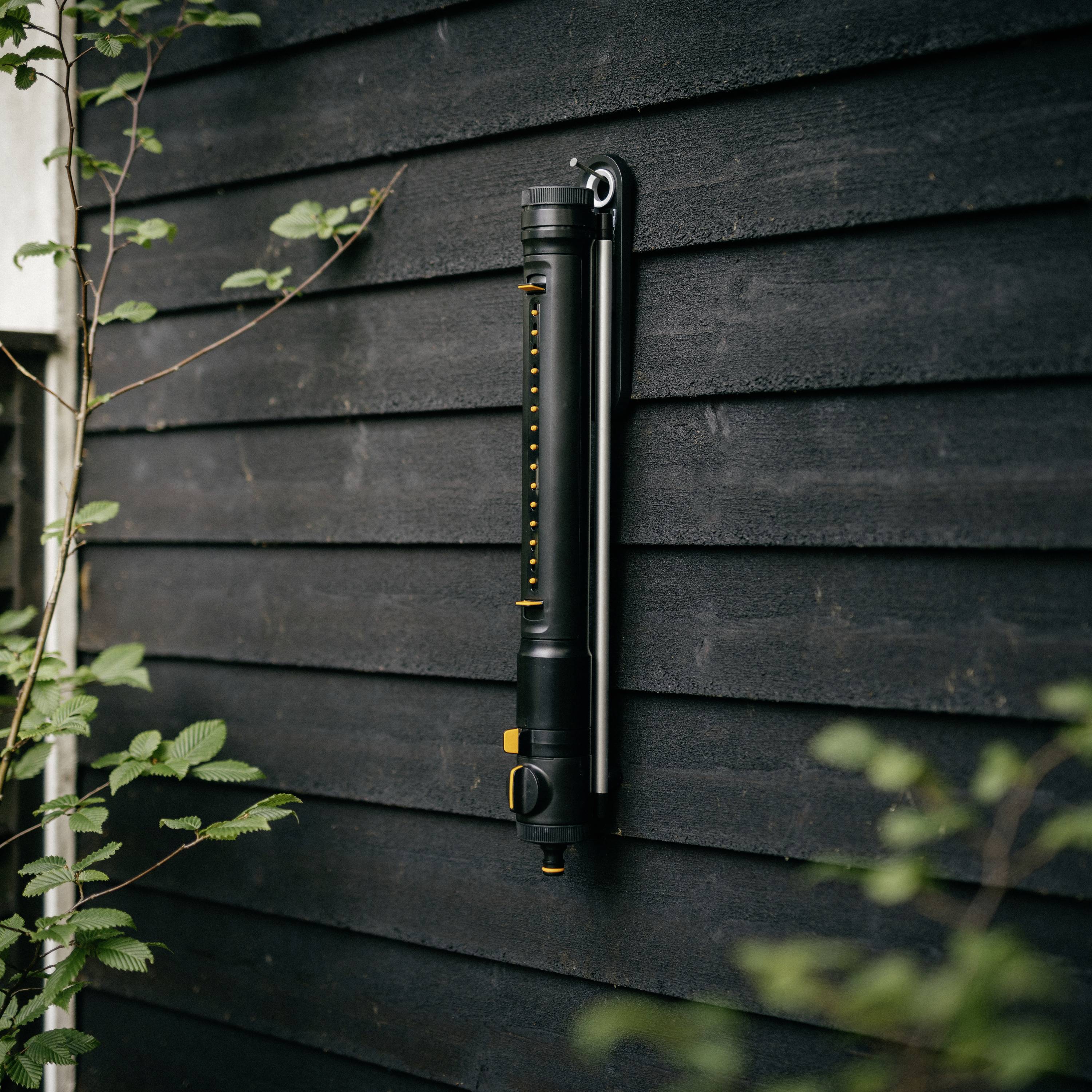 Fiskars 1070832 X-Series Rasensprenger 300m² (max.)