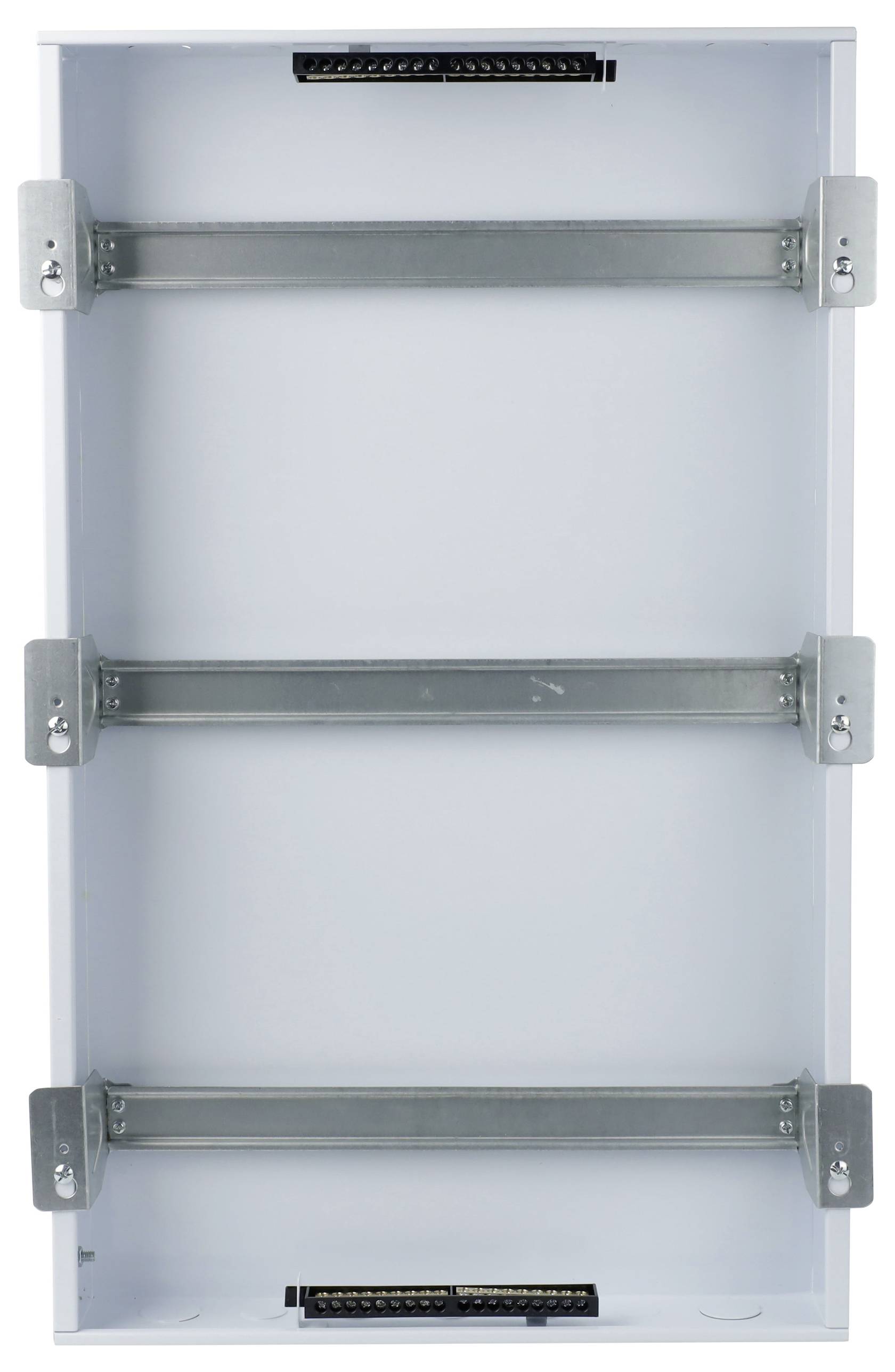 Ein leerer Metallrahmen in einem weißen rechteckigen Gehäuse mit sichtbaren Befestigungshalterungen, vorgesehen zur Organisation von elektronischen Bauteilen.