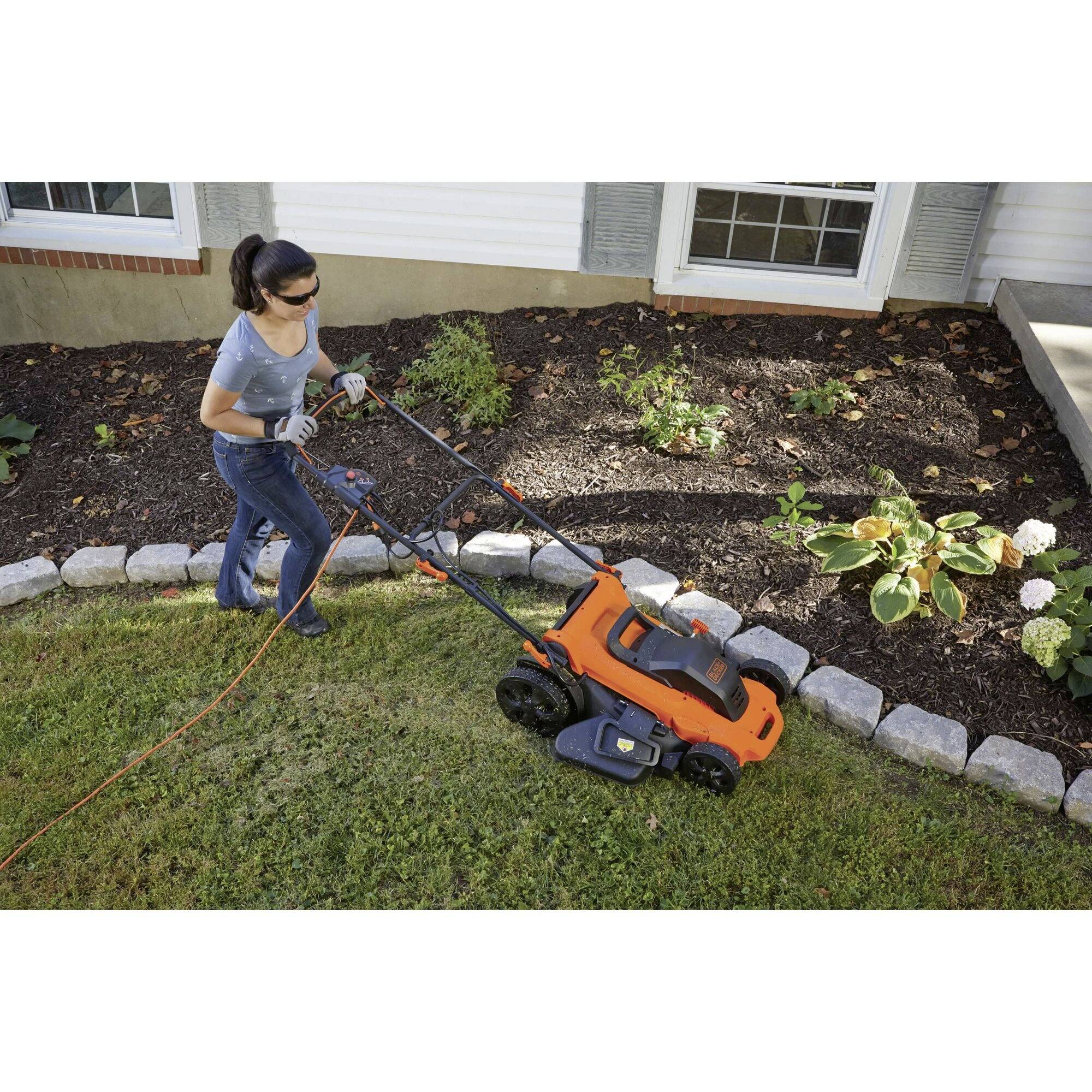 Black & Decker Elektro Rasenmäher mit Schnitthöhenverstellung, Mulchfunktion 2000W Schnittbreite (max.) 48cm