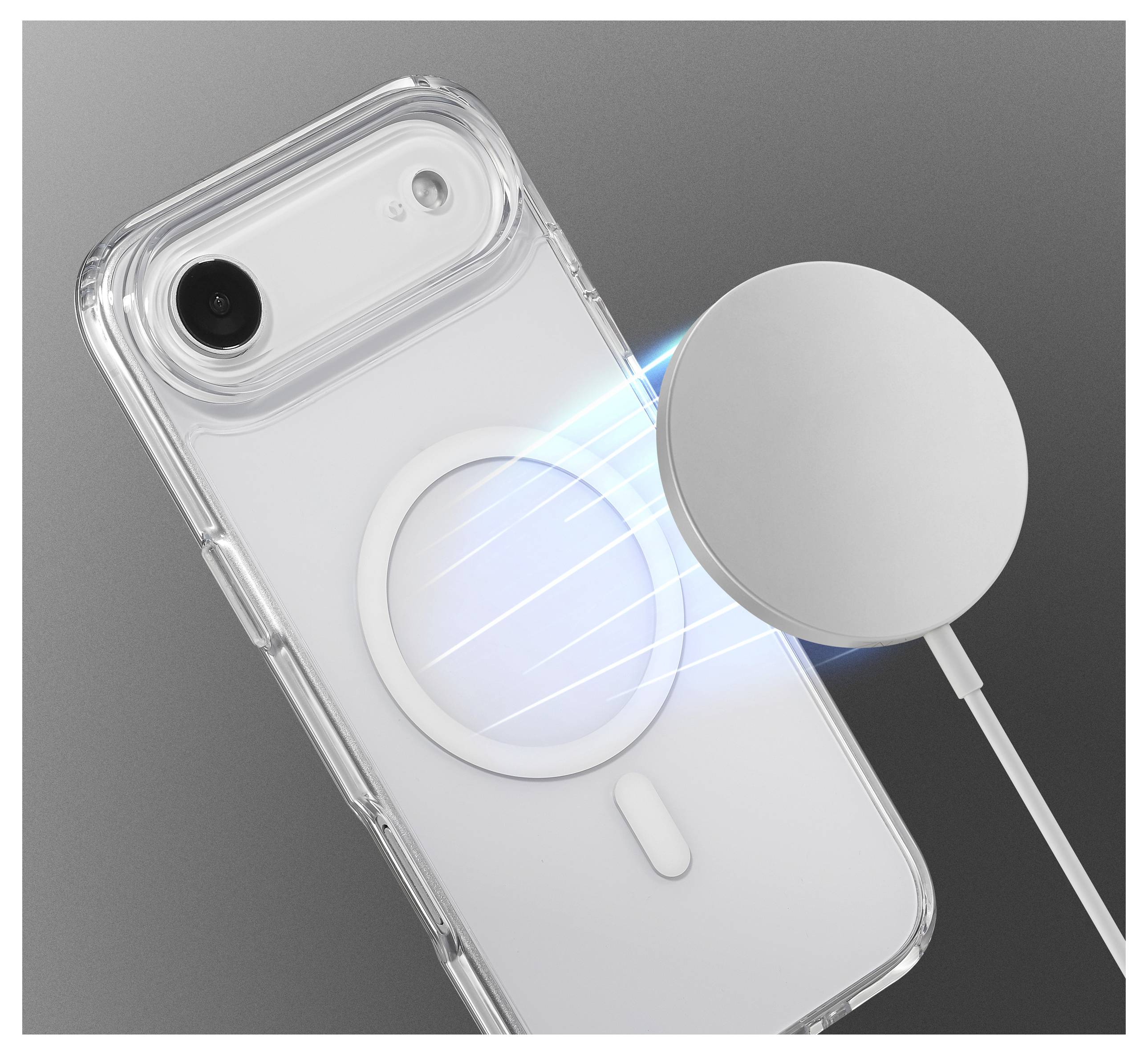 Ein Telefon mit einer transparenten Hülle zeigt einen Ladeanschluss und einen Magnetstreifen auf der Rückseite. Ein magnetisches Ladegerät schwebt in der Nähe des Anschlusses.