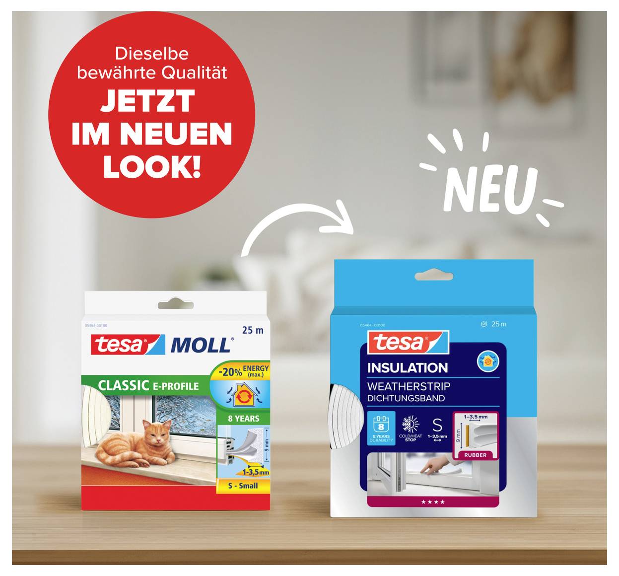 Zwei verschiedene Tesa-Produkte, Dichtungsbänder im neuen Design. Eins für Energieeinsparung, das andere gegen Kälteisolierung.