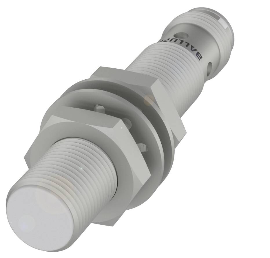 Zylinderförmiger Sensor mit Befestigungsmuttern, markiert mit 'BALLUFF', gezeigt in schräger Ansicht.