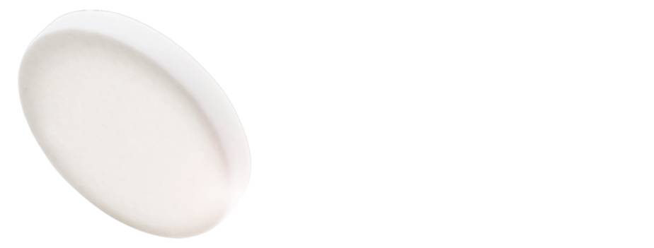 Ein weißer, abgerundeter Gegenstand mit schräger Oberfläche auf weißem Hintergrund.