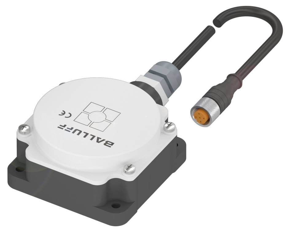 Elektronisches Gerät mit rundem Gehäuse, beschriftet mit 'Balluff', und einem verbundenen Kabel mit Stecker, verwendet in der Industrieautomation.