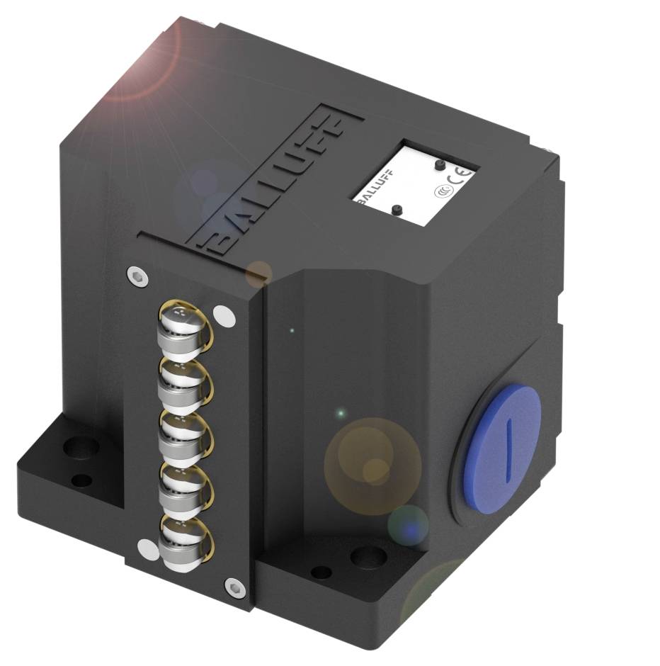 Schwarzer Sensorblock mit vier Befestigungslöchern und blauer Taste an der Seite, Logo oben. Beleuchtungseffekte auf der Oberfläche.