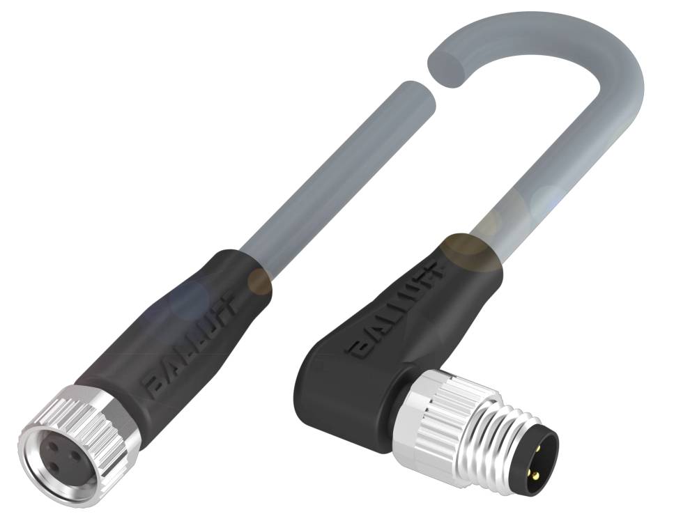 Ein abgewinkelter Steckverbinder neben einem Kabel mit einem offenen Metallhaken, beide mit der Aufschrift 'BALLUFF'.