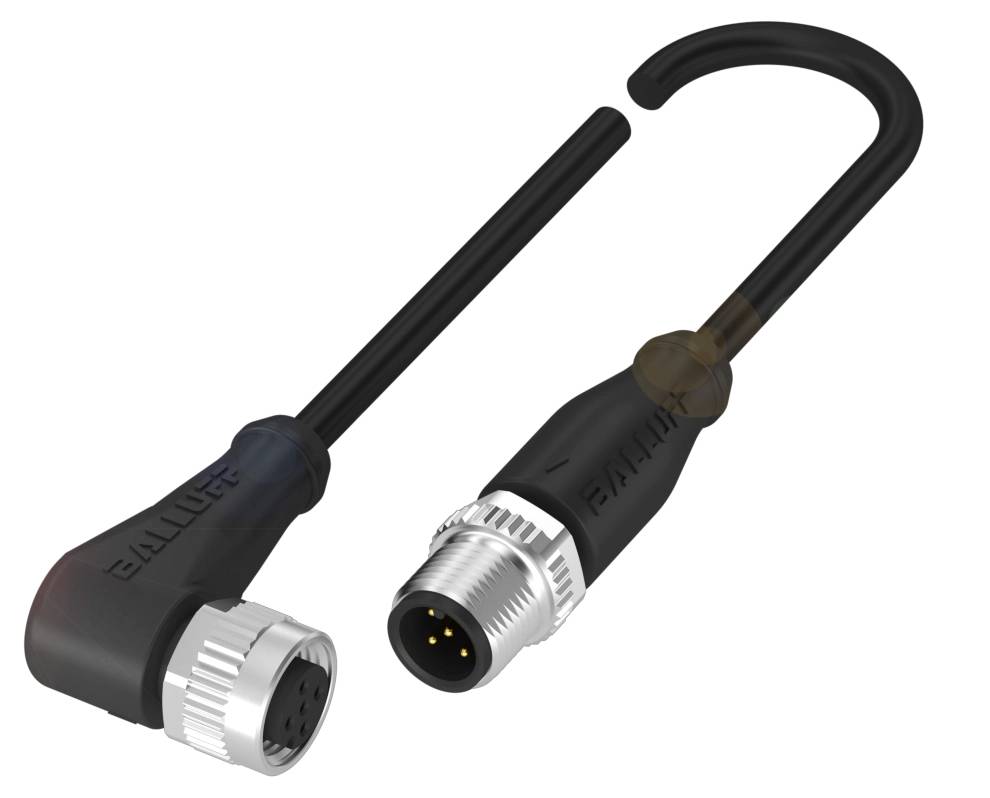 Zwei schwarze Steckverbinder mit Metallringen, einer mit einem abgewinkelten, der andere mit einem geraden Anschluss, verbunden durch ein Kabel.