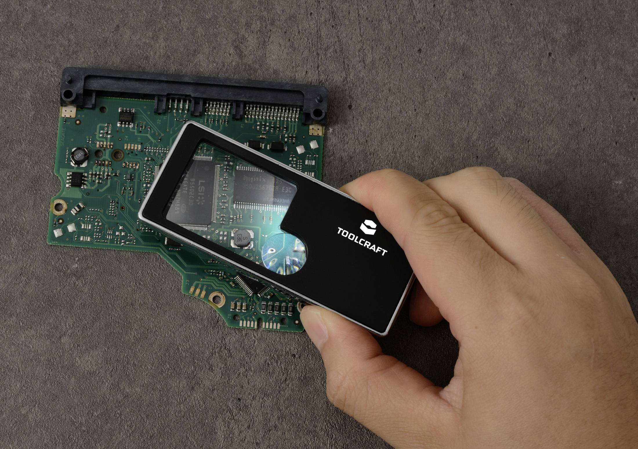 TOOLCRAFT TO-10283190 Handlupe mit LED-Beleuchtung Vergrößerungsfaktor: 3 x, 10 x Linsengröße: (Ø) 15mm Schwarz