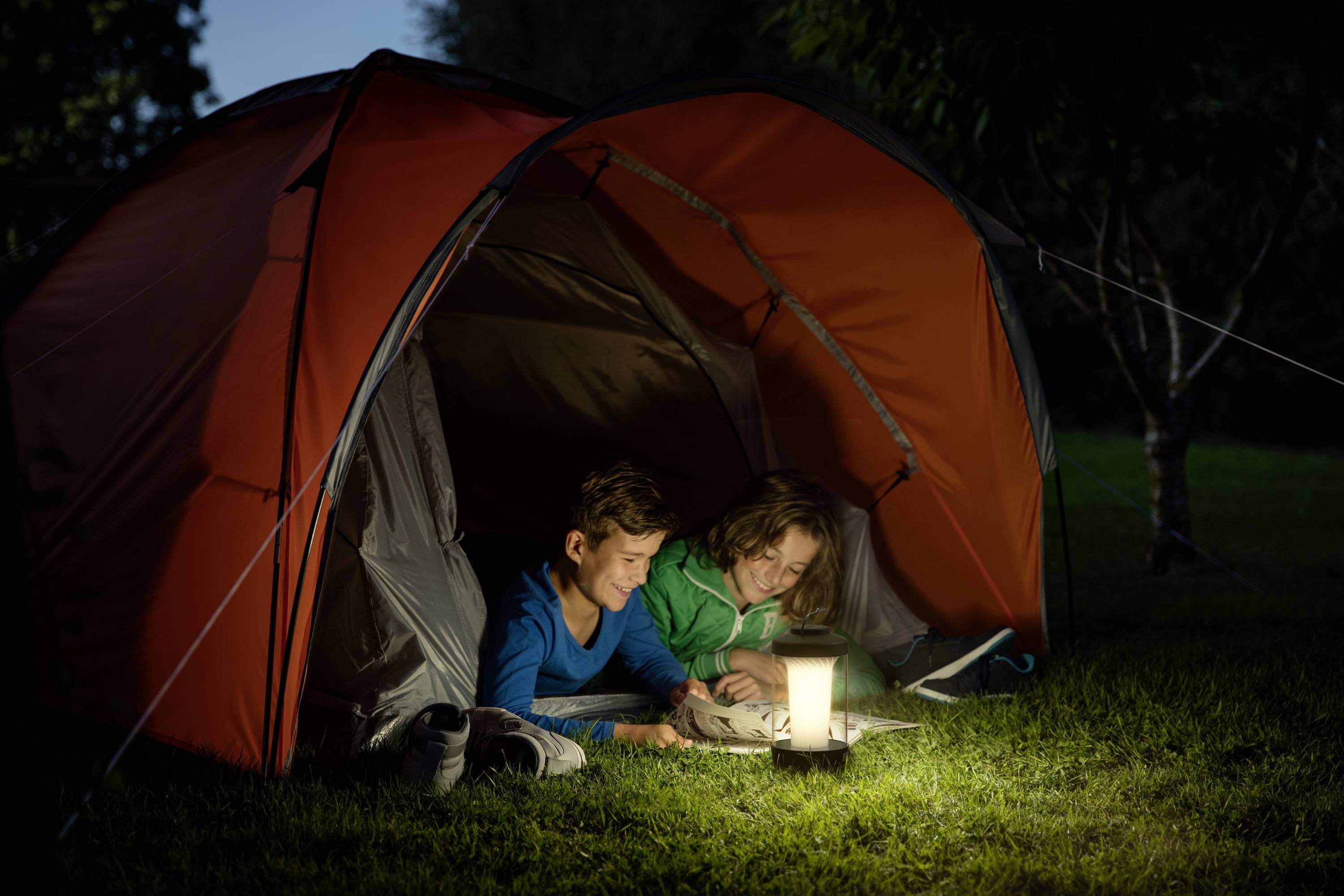 Philips LED 8719514443730 Cicero DSK260 LED-Akku-Tischlampe 6W Weiß, Schwarz