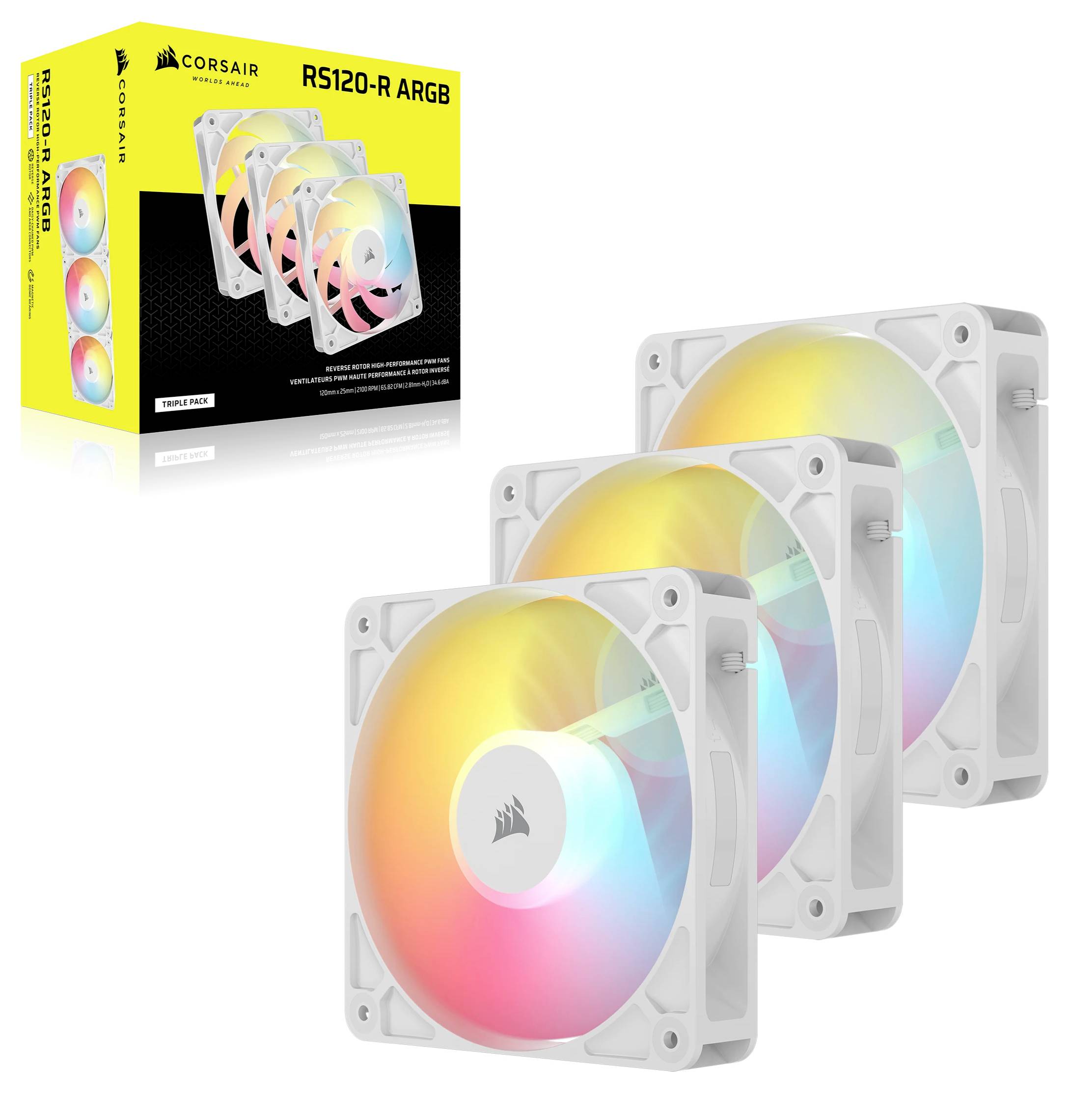 'Corsair RS120-R ARGB' Lüfter-Set mit drei weißen Lüftern und bunter Beleuchtung, präsentiert neben seiner Verpackungsbox.