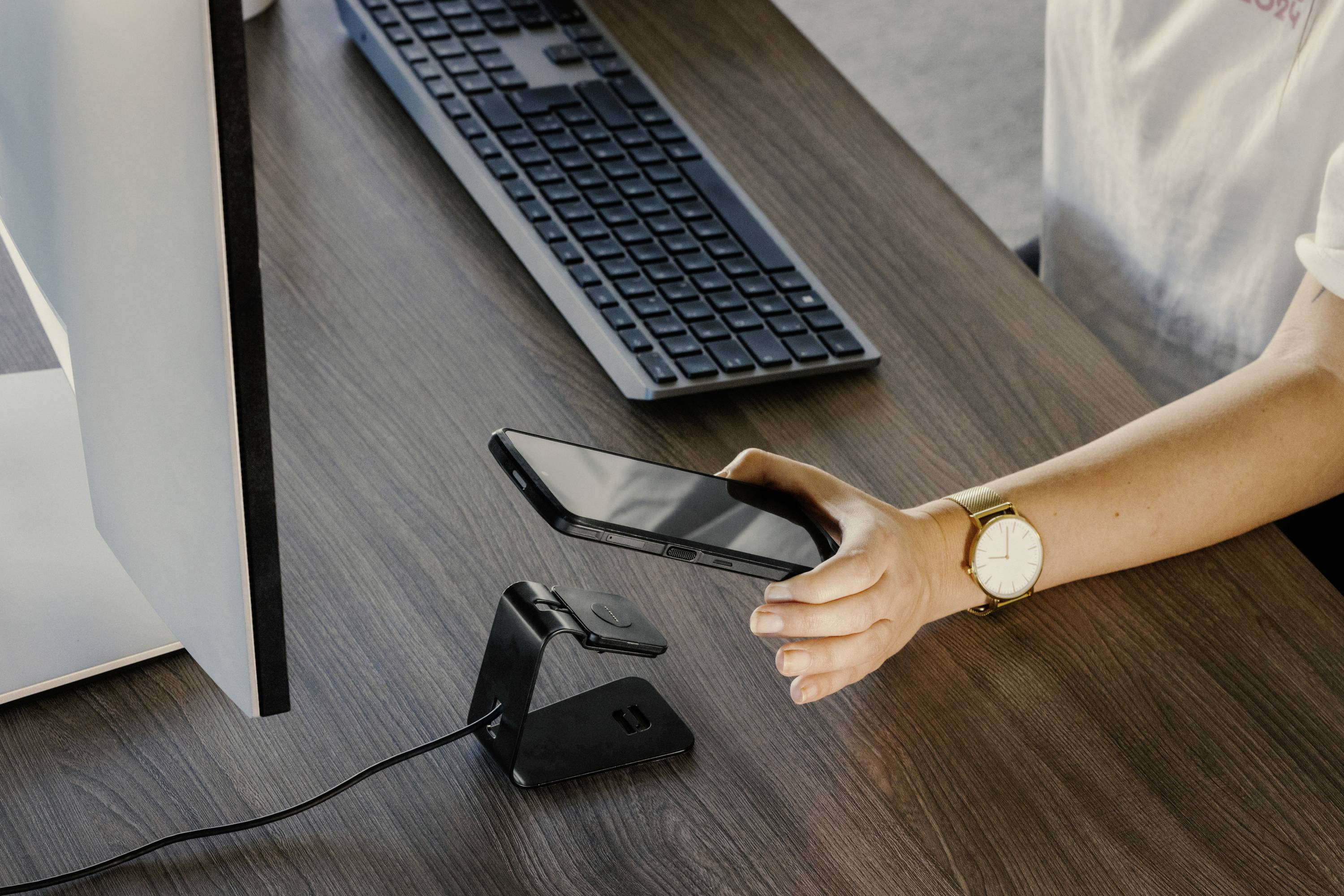 Crosscall Ladestation 18W X-DockE Ladegerät 1301299999435 Ausgänge 1x USB-C® Schwarz