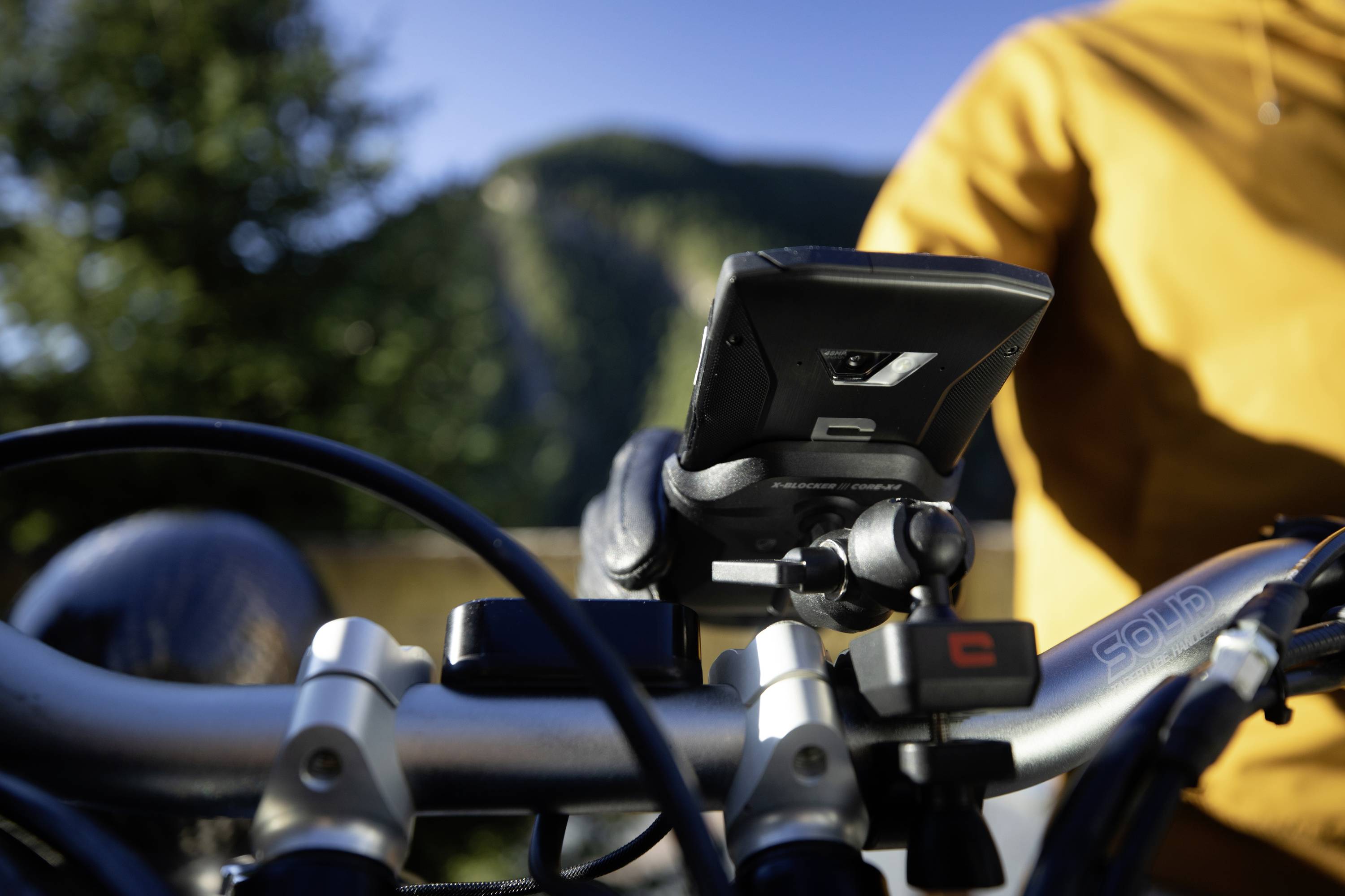 Crosscall X-Ride Handyhalterung Handy-Kfz-Halterung 360° drehbar