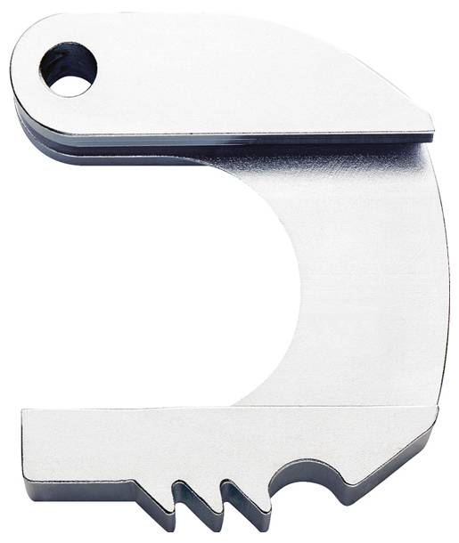 Ein glänzender Metallhaken mit einem Loch an einem Ende und gezackten Kanten, der einem Buchstaben 'C' ähnelt.