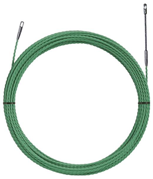 Ein grünes Kabel-Einziehband mit Metallschlaufen an beiden Enden, das in eine kreisförmige Gestalt gewickelt ist und zum Verlegen neuer Leitungen durch Wände verwendet wird.