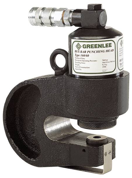 Stanzwerkzeug für Sammelschienen mit der Bezeichnung 'Greenlee' zum Stanzen von Löchern in Sammelschienen. Schwarz, metallisch mit einer scharfen Kante und hydraulischem Anschluss.