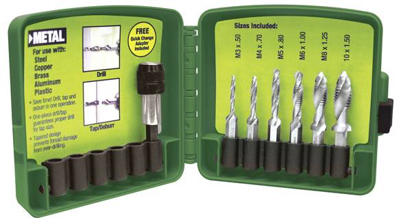 Eine grüne Plastikbox, die einen Satz Metallbohrer und ein Gewindeschneide-/Entgratungswerkzeug enthält, gekennzeichnet für die Verwendung mit Materialien wie Stahl und Messing.