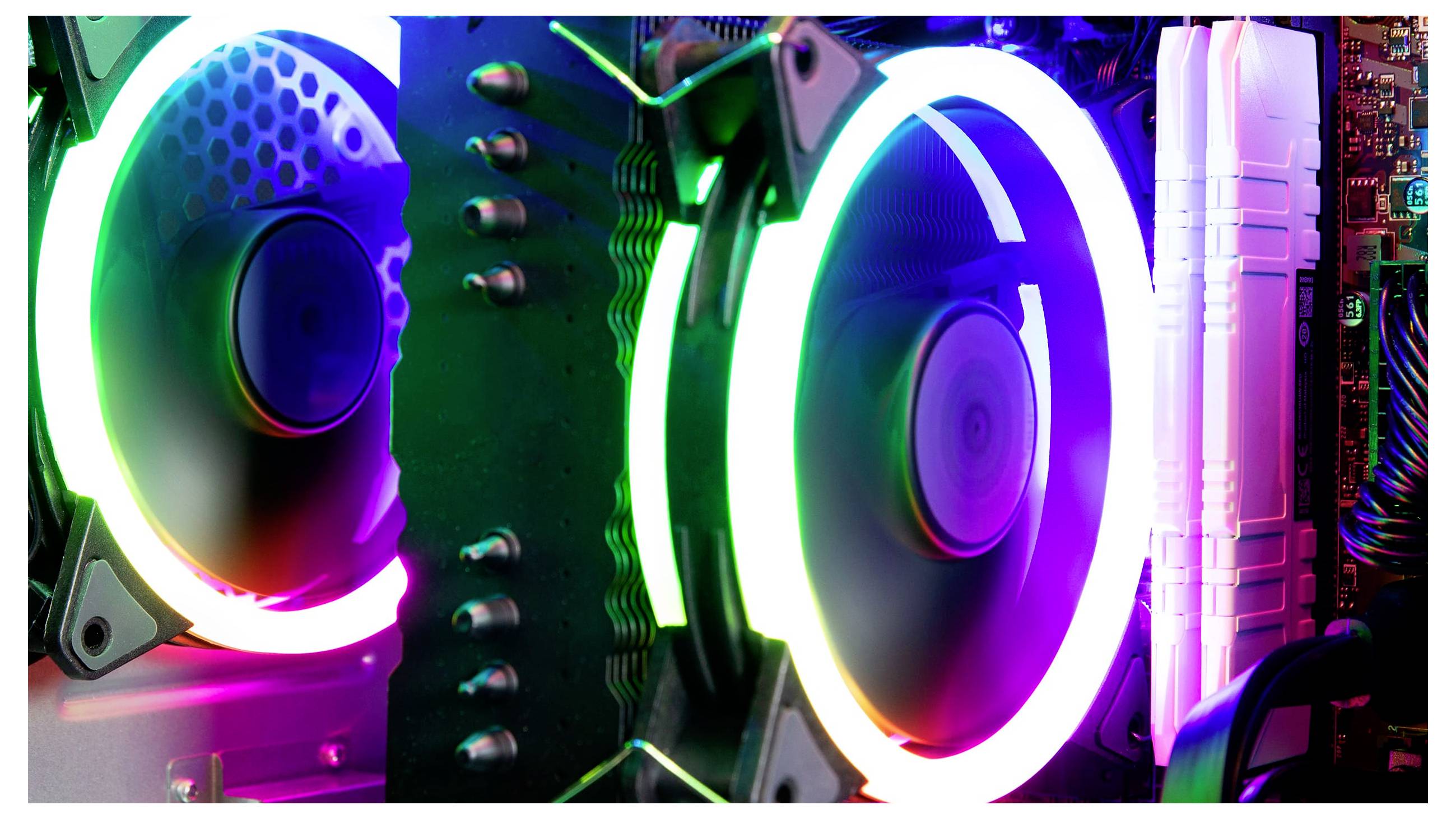 Captiva Gaming PC Power Starter R80-005 AMD Ryzen 5 32GB RAM 1TB SSD AMD Radeon™ Win 11 Home 80005