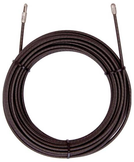 Ein gewickelter schwarzer Draht mit Anschlüssen an beiden Enden, der für elektrische Zwecke verwendet wird.