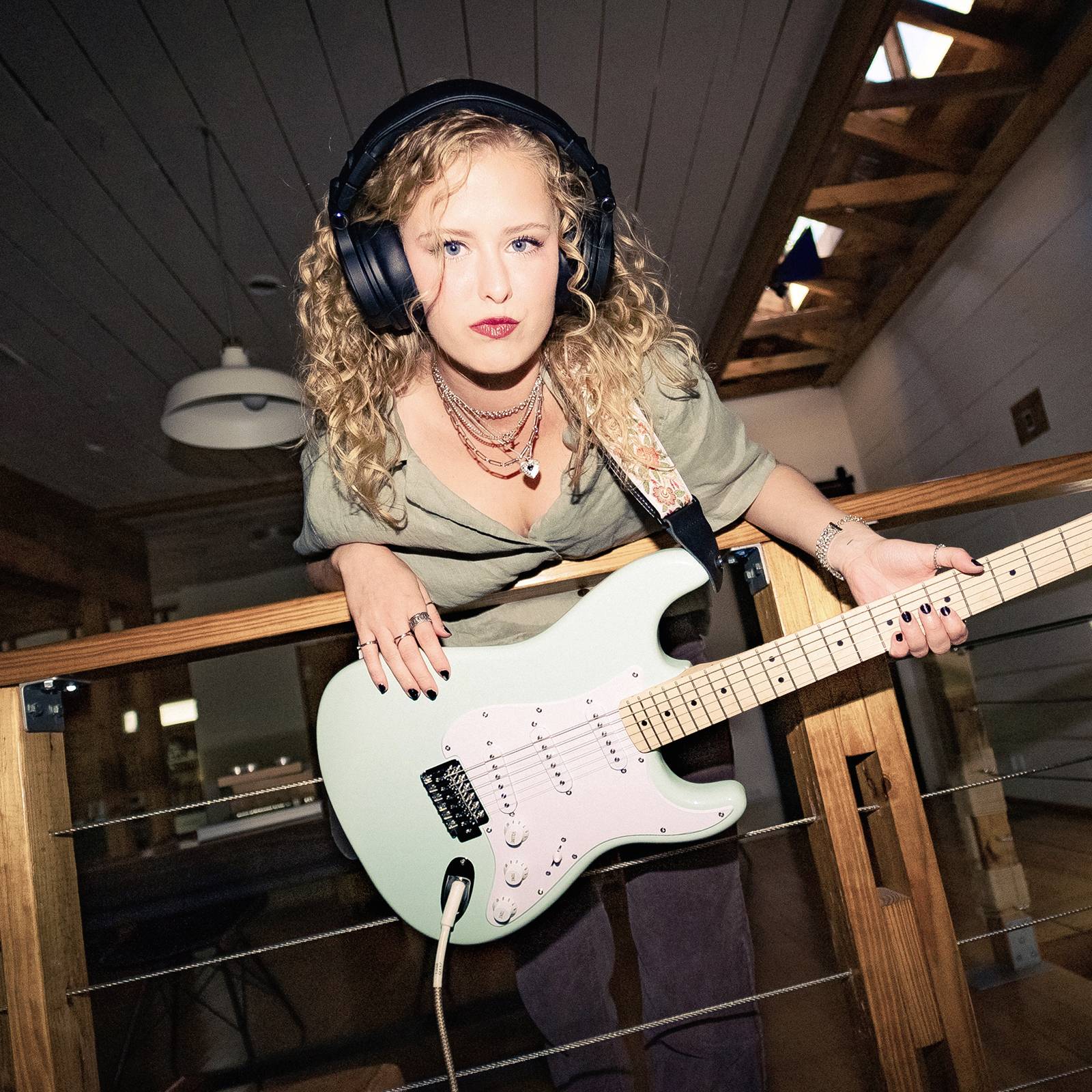 OneOdio Studio Max 1 Over Ear Kopfhörer Bluetooth®, kabelgebunden, Kabellos Schwarz High-Resolution Audio Schwenkbare Ohrmuscheln