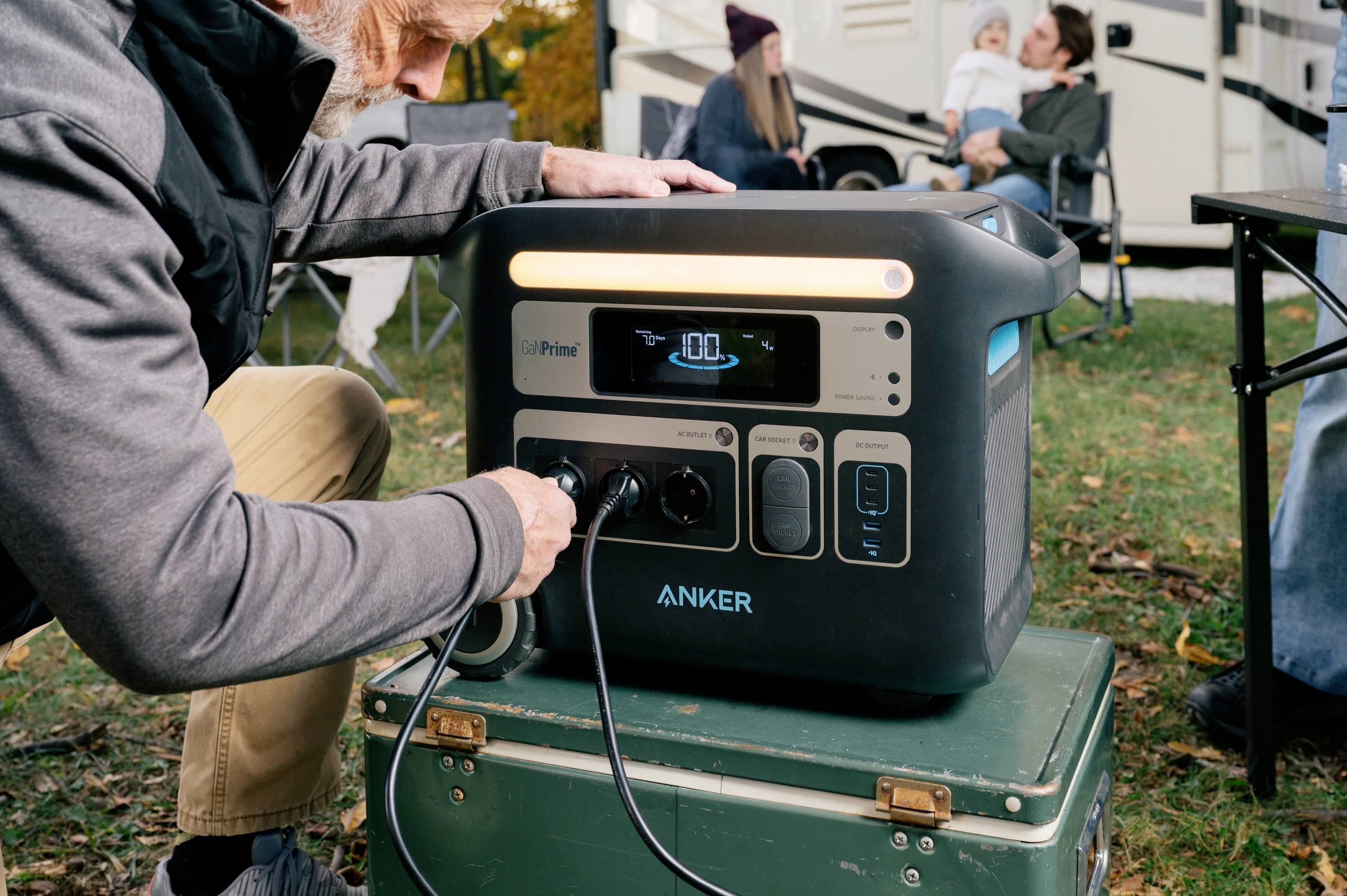 Anker SOLIX F2000 Powerstation Lithiumeisenphosphat LED Taschenlampe, Outdoor