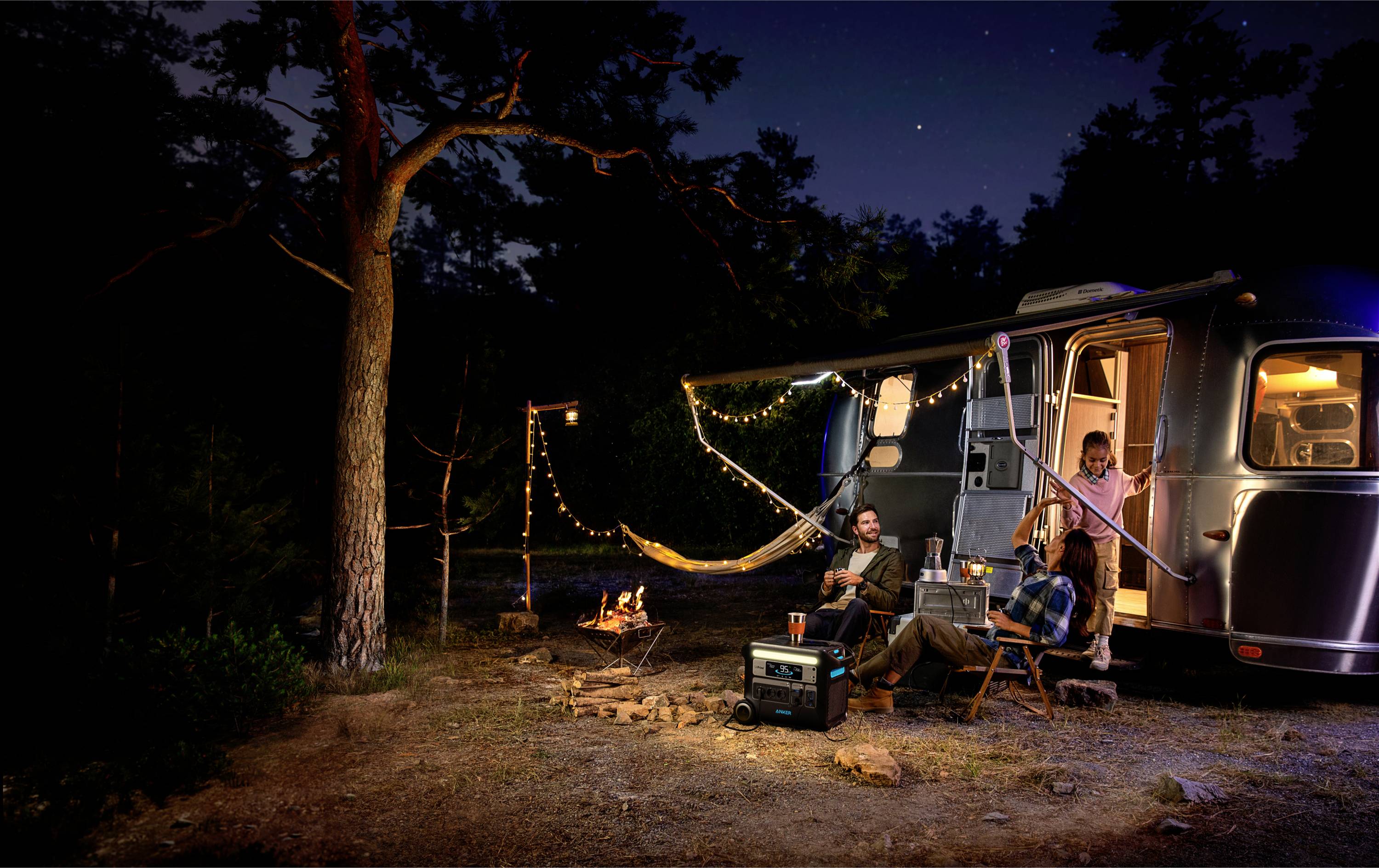 Anker SOLIX F2000 Powerstation Lithiumeisenphosphat LED Taschenlampe, Outdoor