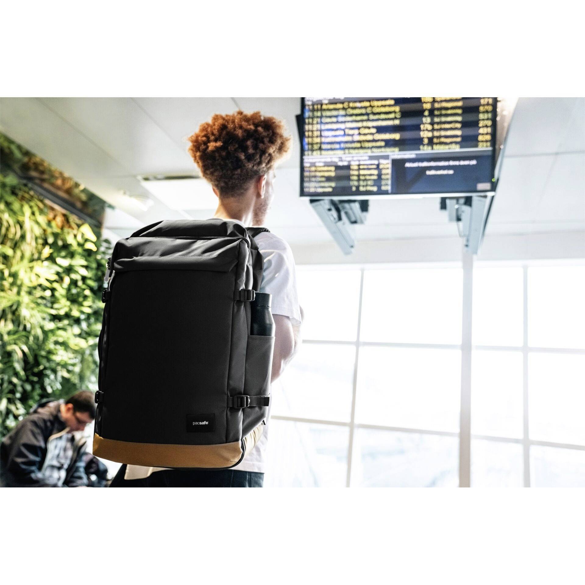 Pacsafe Notebook Rucksack GO 44l Schwarz