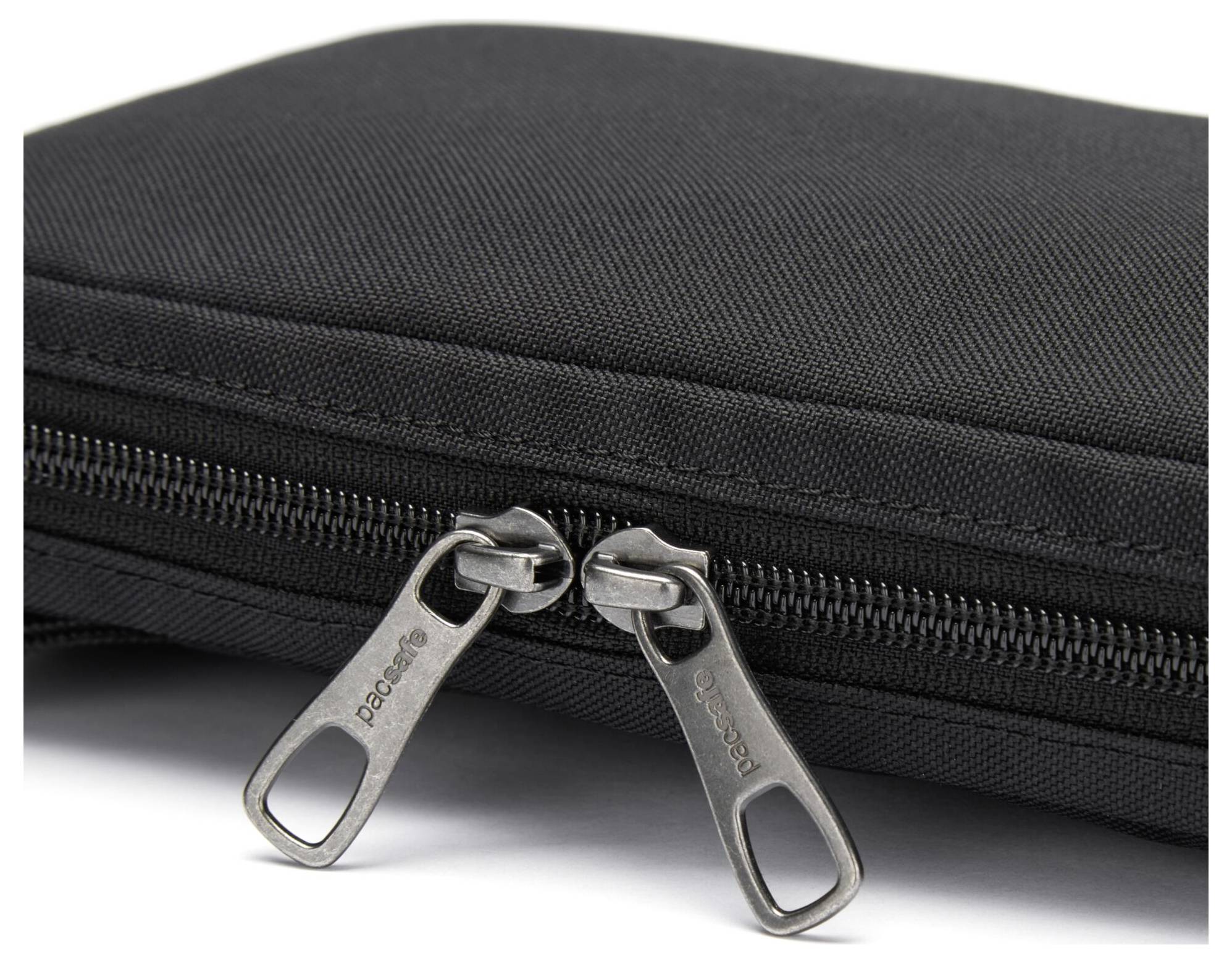 Pacsafe Umhängetasche RFIDsafe Tech Crossbody 11060130 1St.