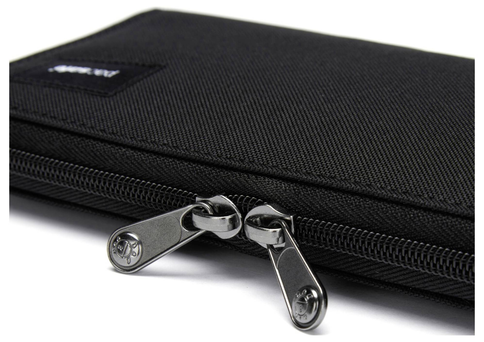 Pacsafe Portemonnaie RFIDsafe Continental Wallet (B x H x T) 20 x 10 x 2cm Schwarz 11075130