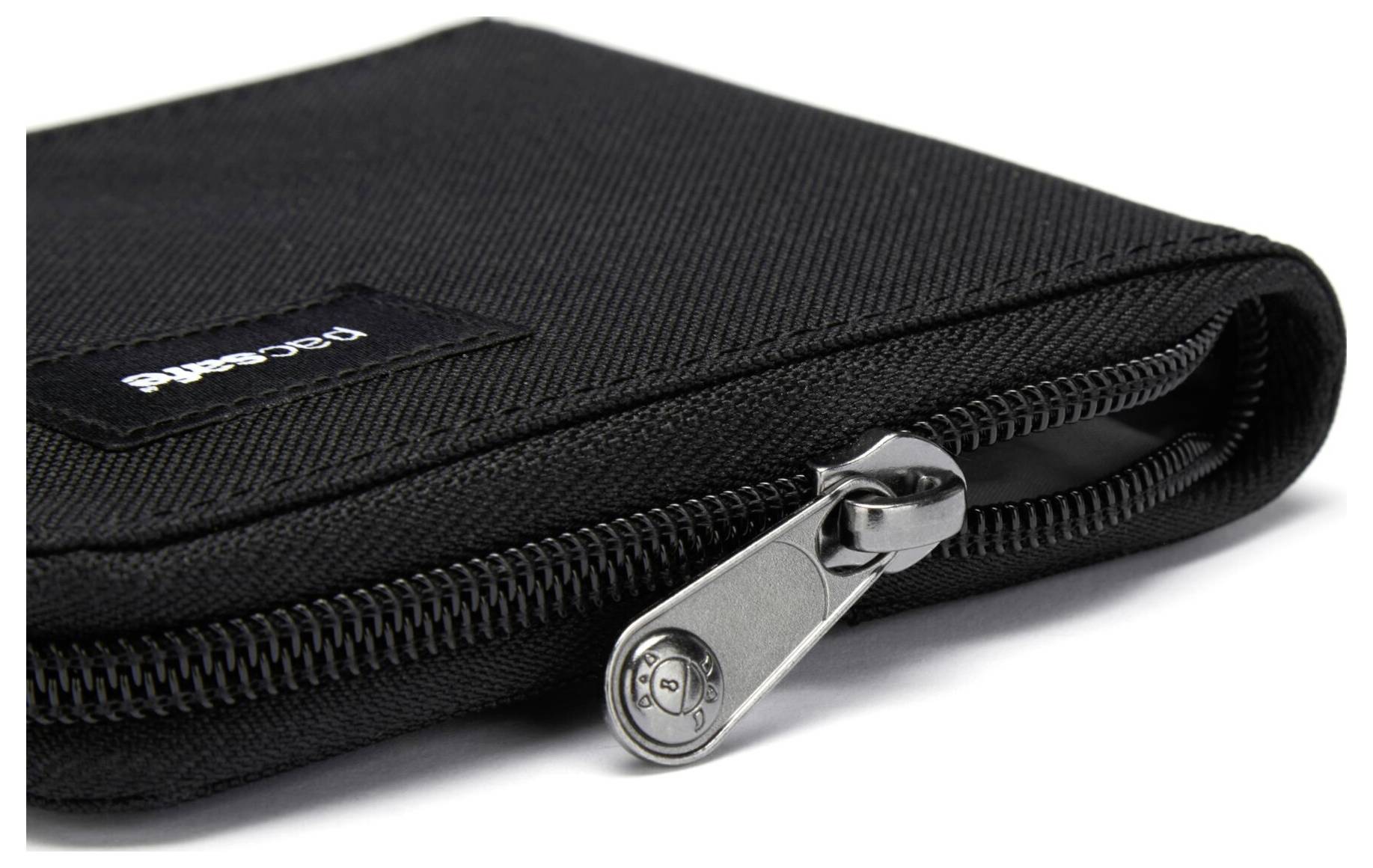 Pacsafe Portemonnaie RFIDsafe Zip Around Wallet (B x H x T) 11 x 10 x 2cm Schwarz 11050130