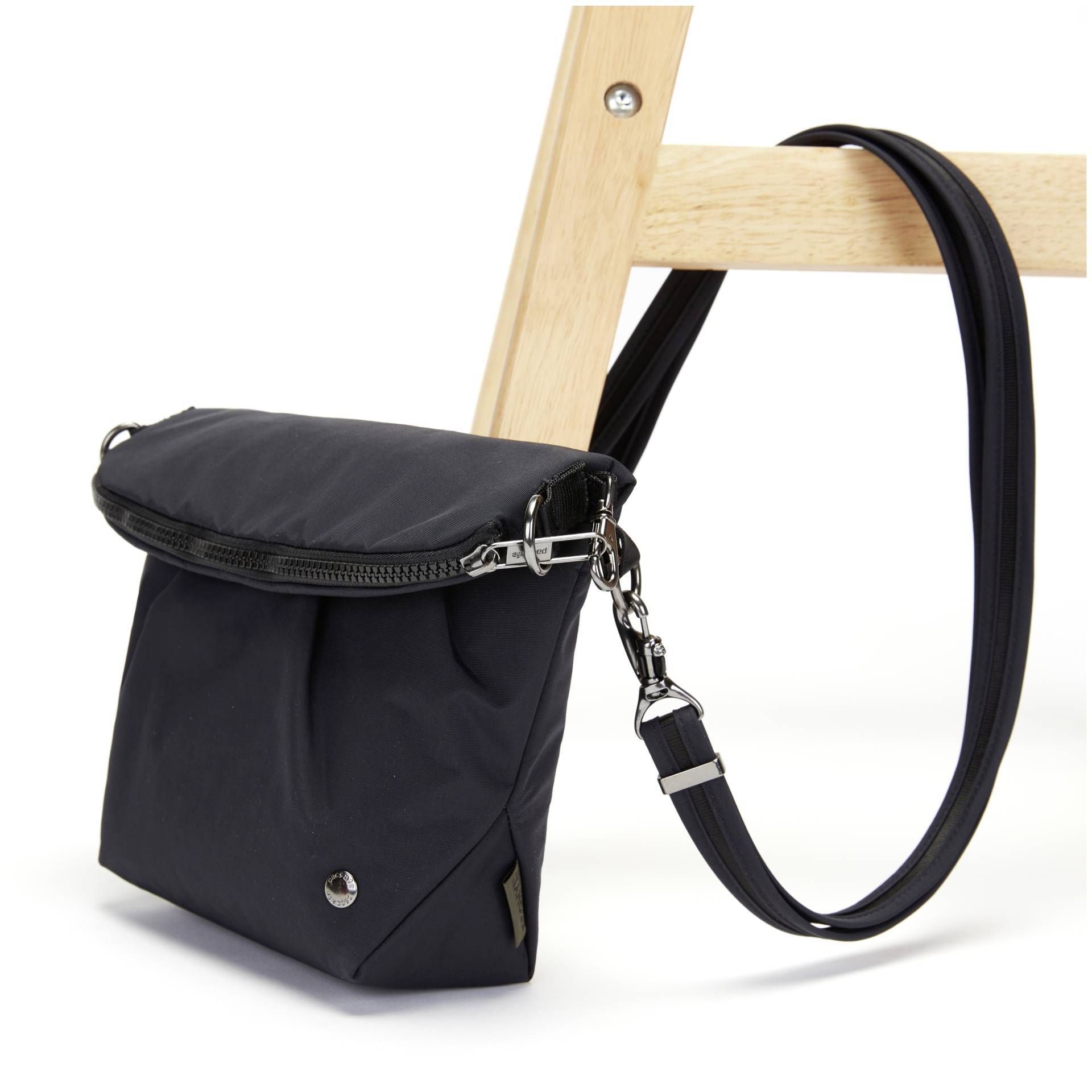 Pacsafe Umhängetasche Citysafe CX 5l (B x H x T) 26 x 28 x 8cm Schwarz 20405138