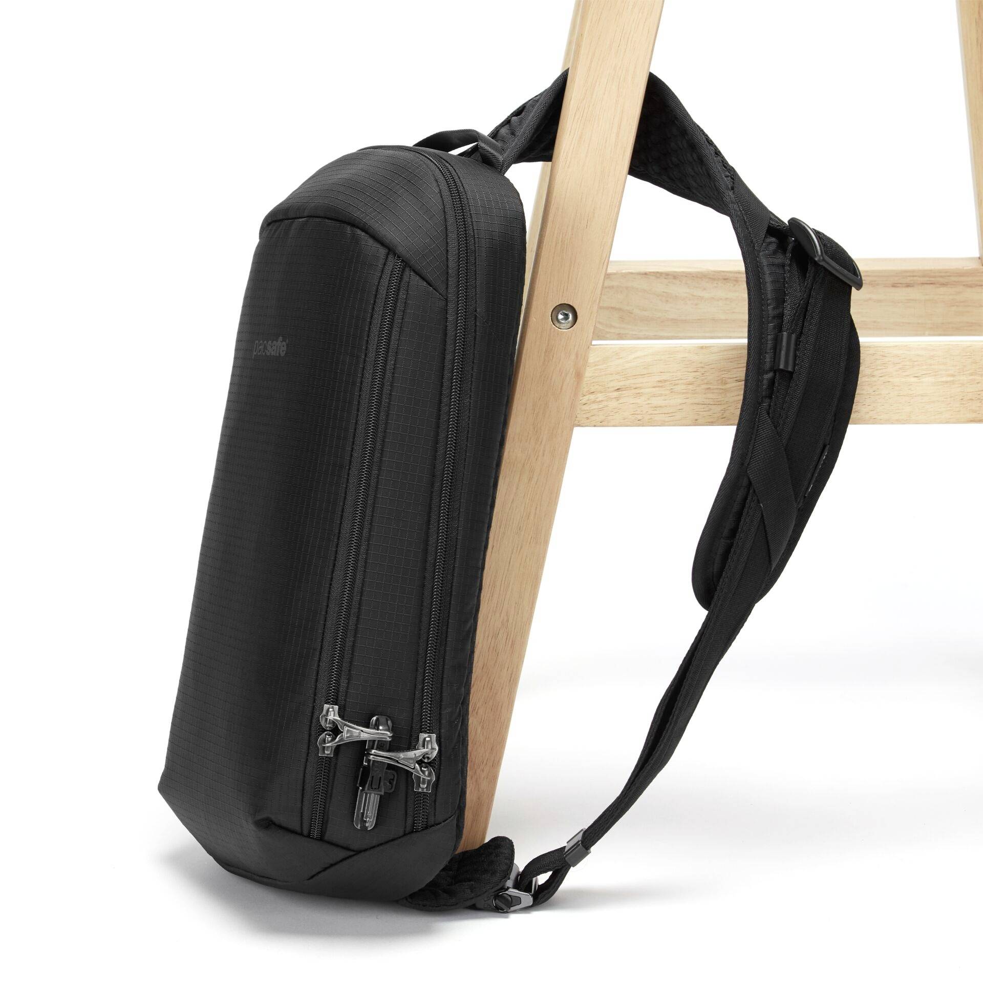 Pacsafe Umhängetasche Vibe 325 10l (B x H x T) 23 x 40 x 8cm Schwarz 60221130