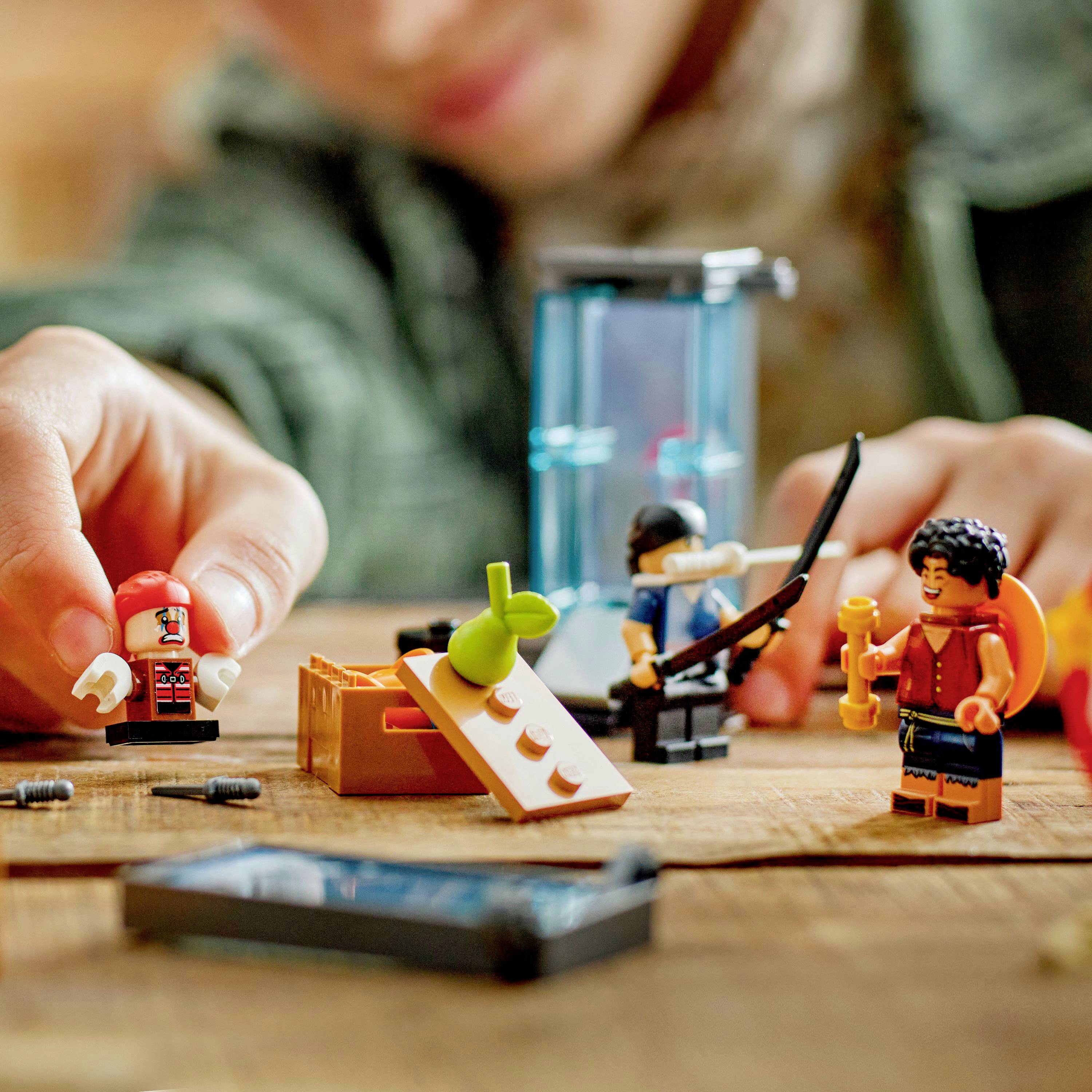 LEGO ONE PIECE 75637 Zirkuszelt von Buggy dem Clown, Spiel ab 8 Jahren