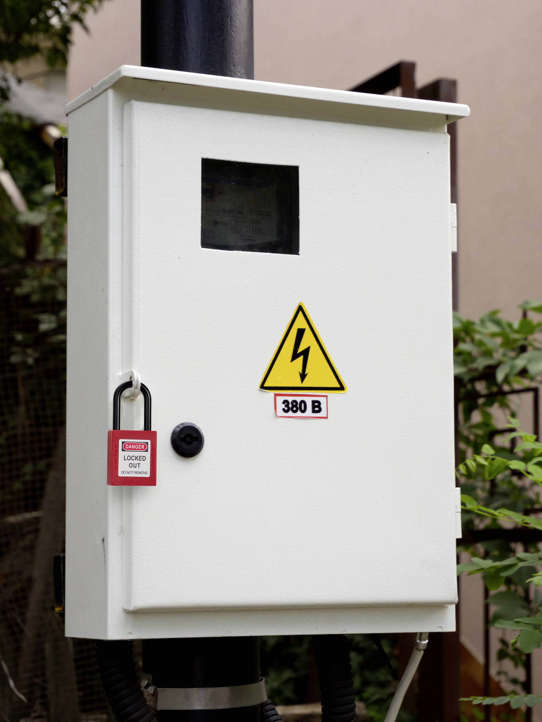 Sygonix SY-6872668 Vorhängeschloss 38mm verschieden schließend Schlüsselschloss Kunststoff