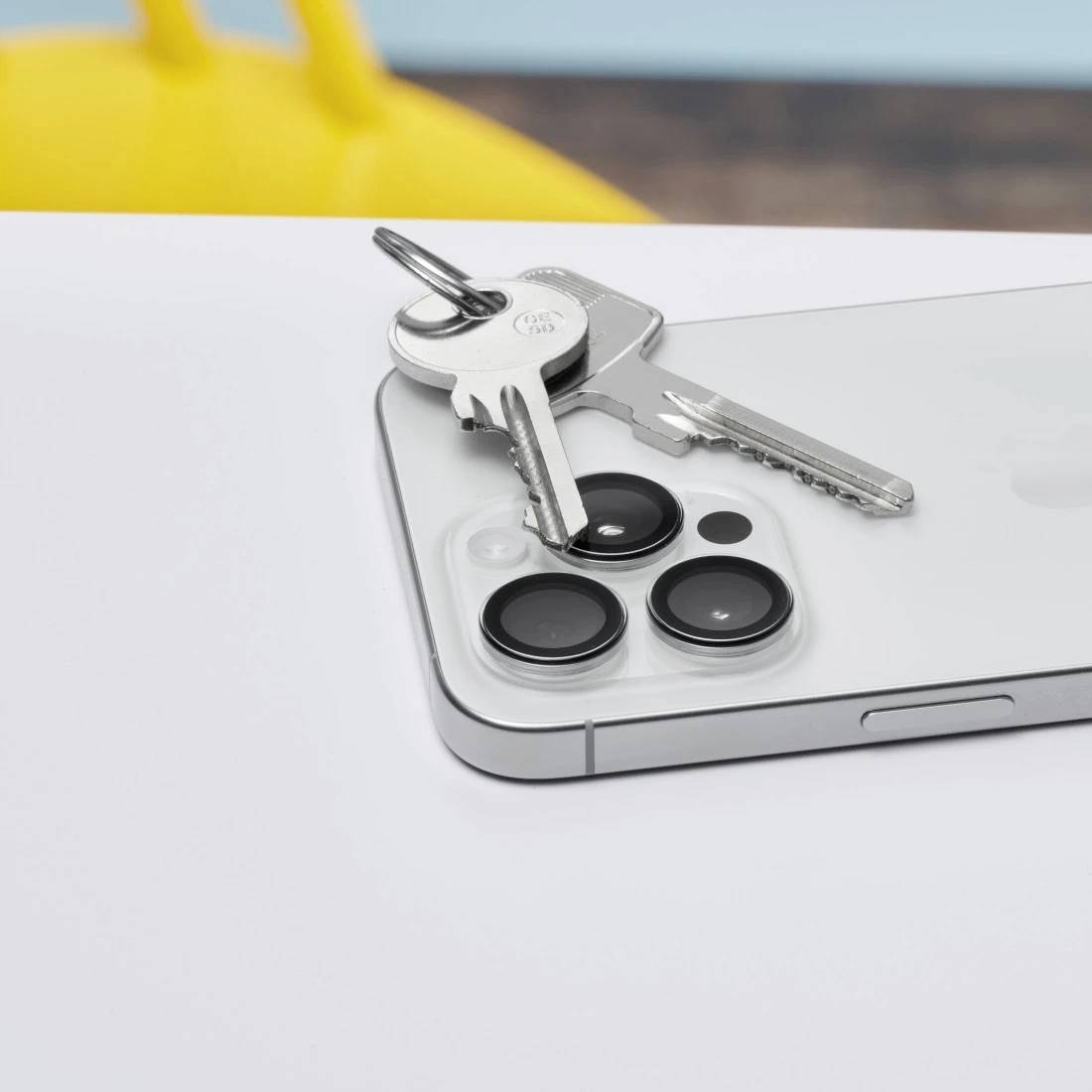 Hama Kameraschutz "Lens Protect" für iPhone 16 Pro/16 Pro Max, 3 Einzellinsen Kameraschutzglas Apple 1 St. 00222796
