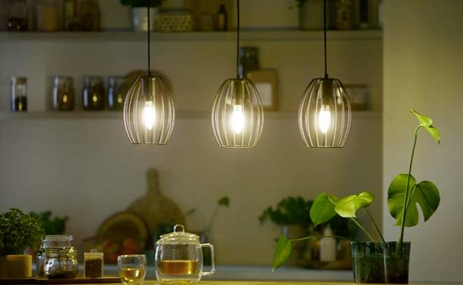 Philips 8719514460034 LED EEK F (A - G) E14 2.8 W = 25 W Warmweiß 3 St.