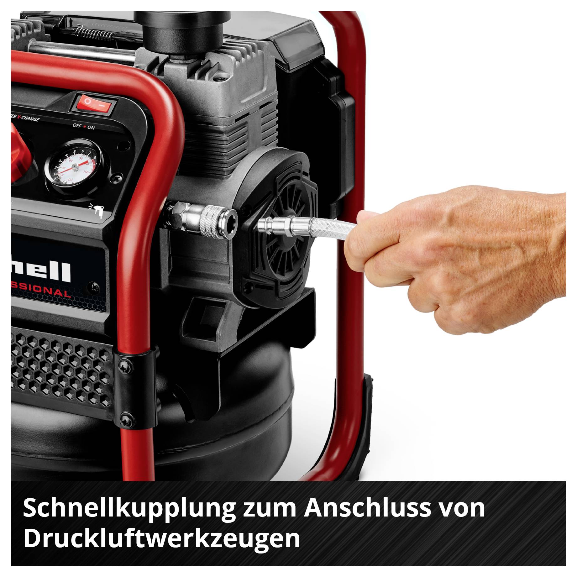 Hand verbindet einen Druckluftschlauch mit der Schnellkupplung eines Kompressors; Hinweistext: 'Schnellkupplung zum Anschluss von Druckluftwerkzeugen'.