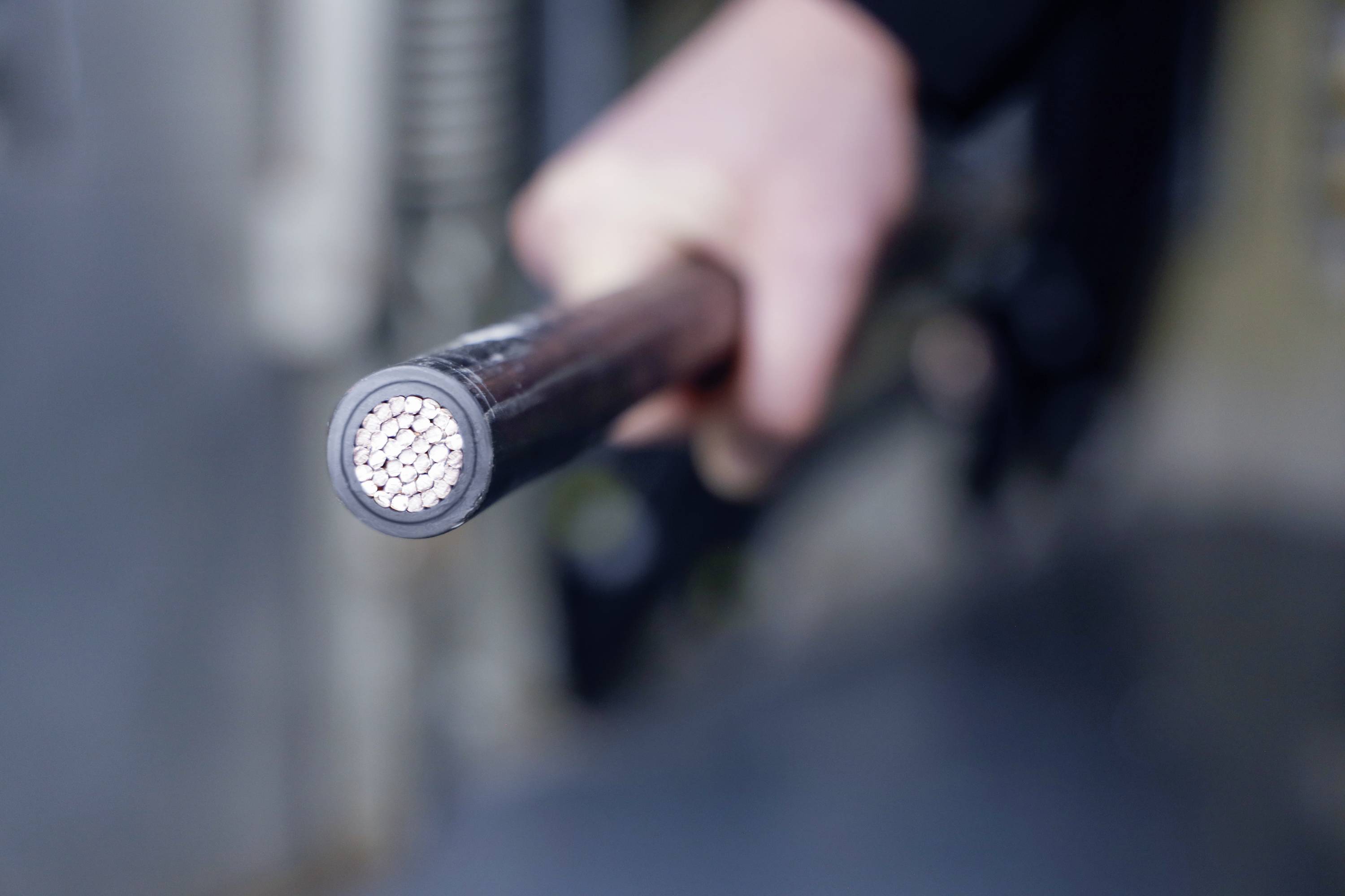 Wiha 46674 Kabelschneider Geeignet für (Abisoliertechnik) Alu- und Kupferkabel, ein- und mehrdrähtig 34mm 300mm²