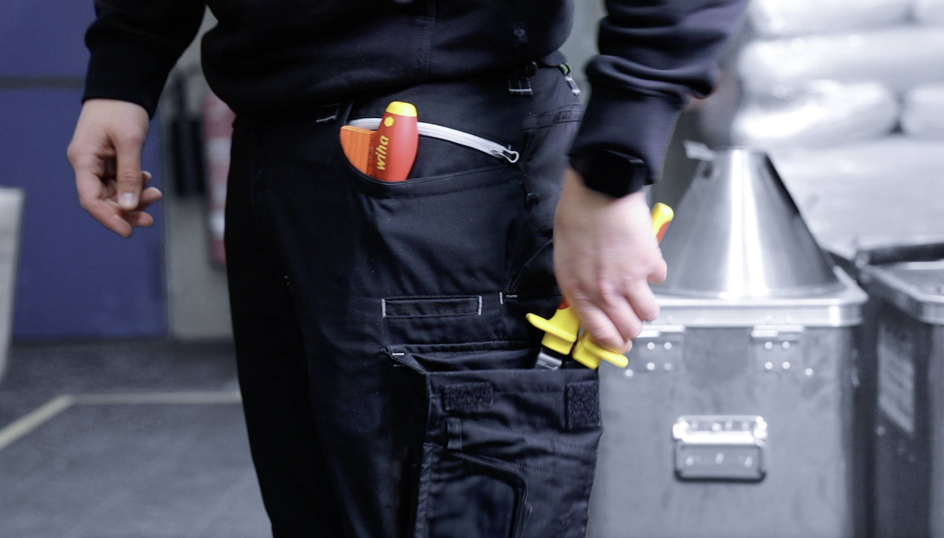 Wiha 46675 Kabelschneider Geeignet für (Abisoliertechnik) Alu- und Kupferkabel, ein- und mehrdrähtig 62mm 500mm²