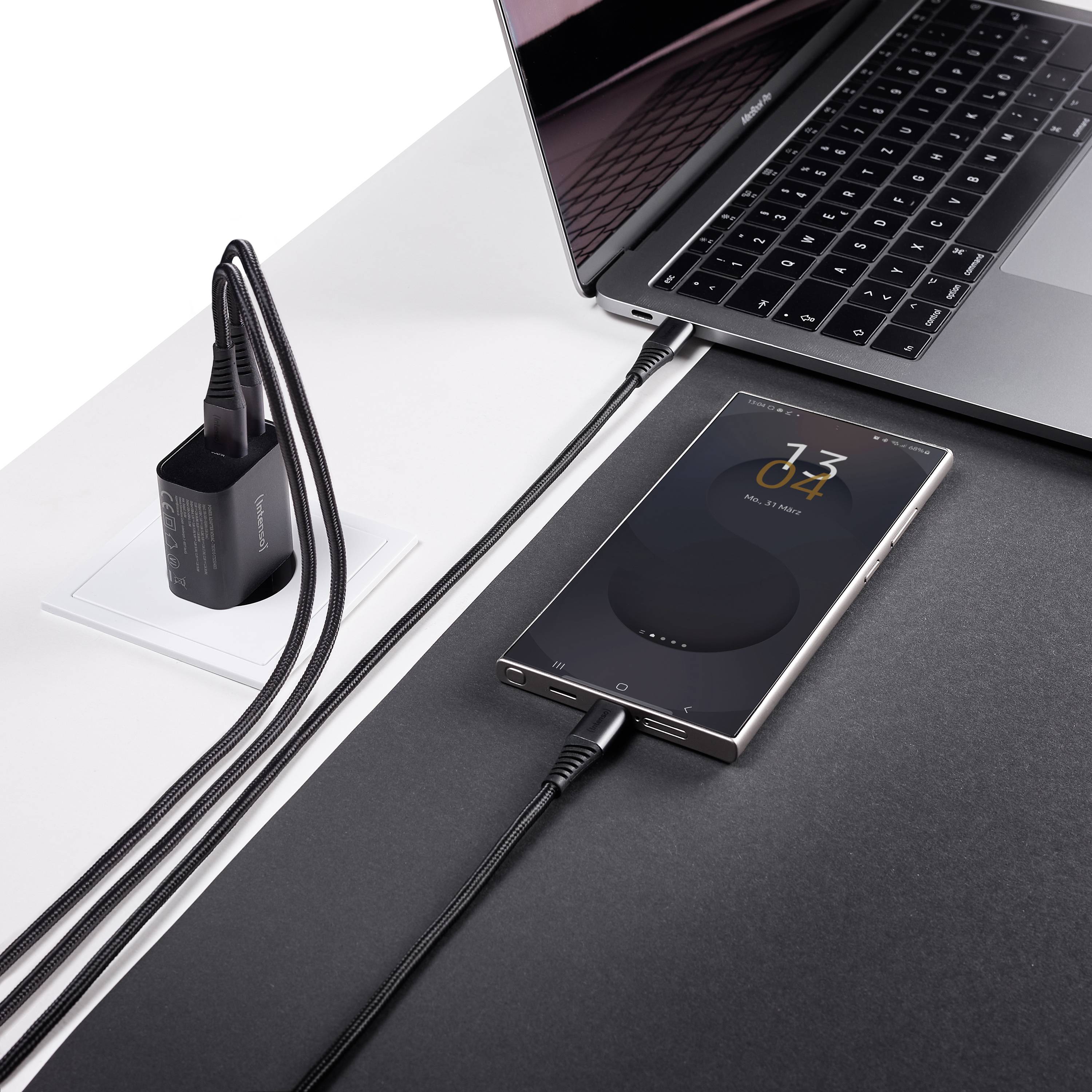 Intenso W30AC black Adapter 30W USB-A, USB-C® Schwarz