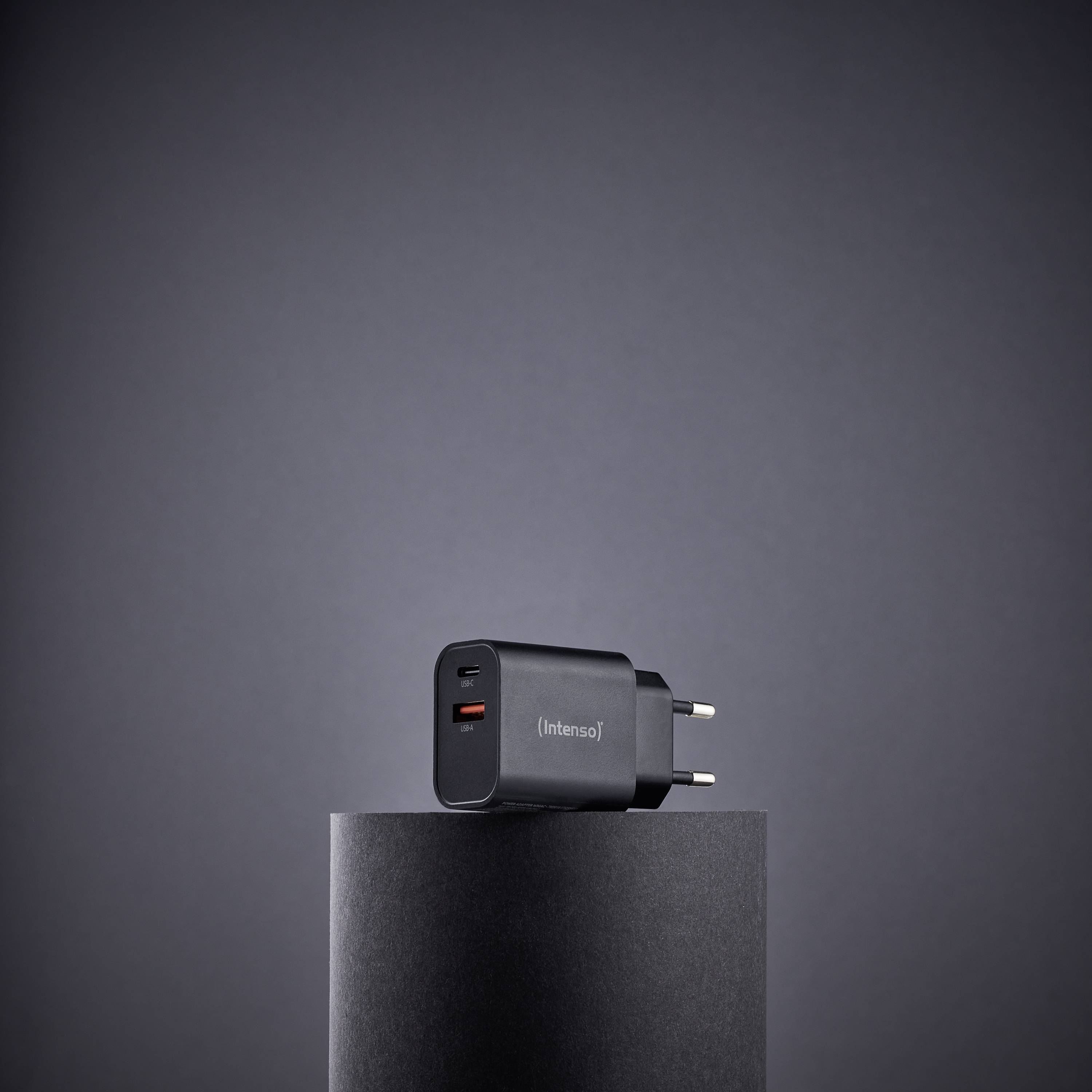 Intenso W30AC black Adapter 30 W USB-A, USB-C® Schwarz