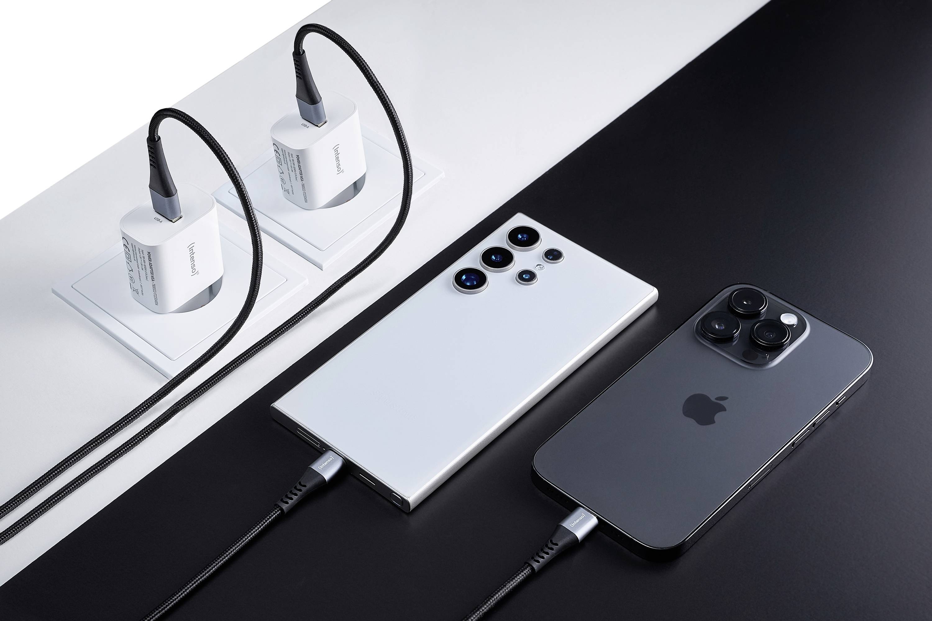 Intenso W5A white double pack USB-C® Adapter 5W USB-A Weiß Steckdose