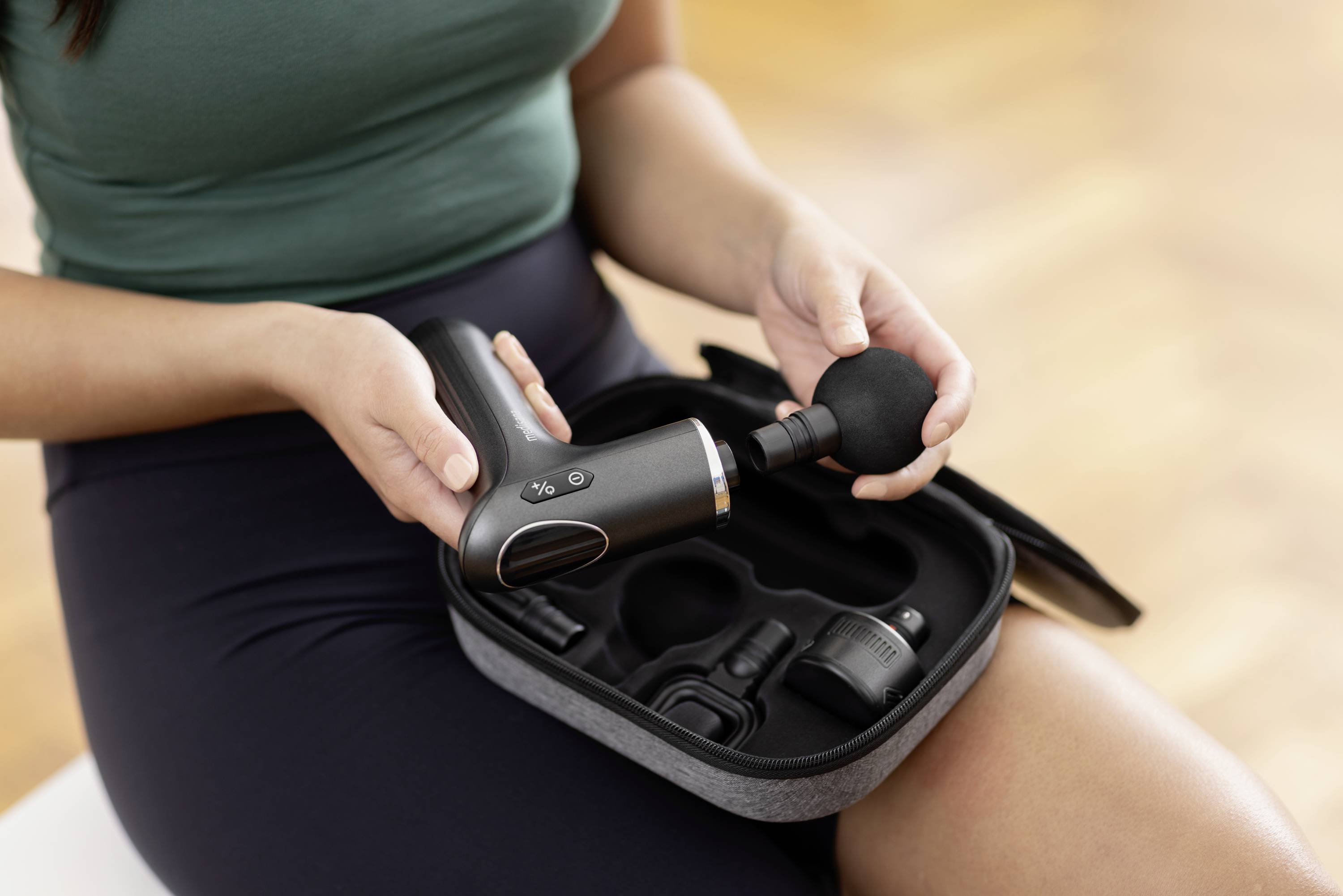 Medisana MG 560 Hot & Cold Massagepistole 20W Schwarz